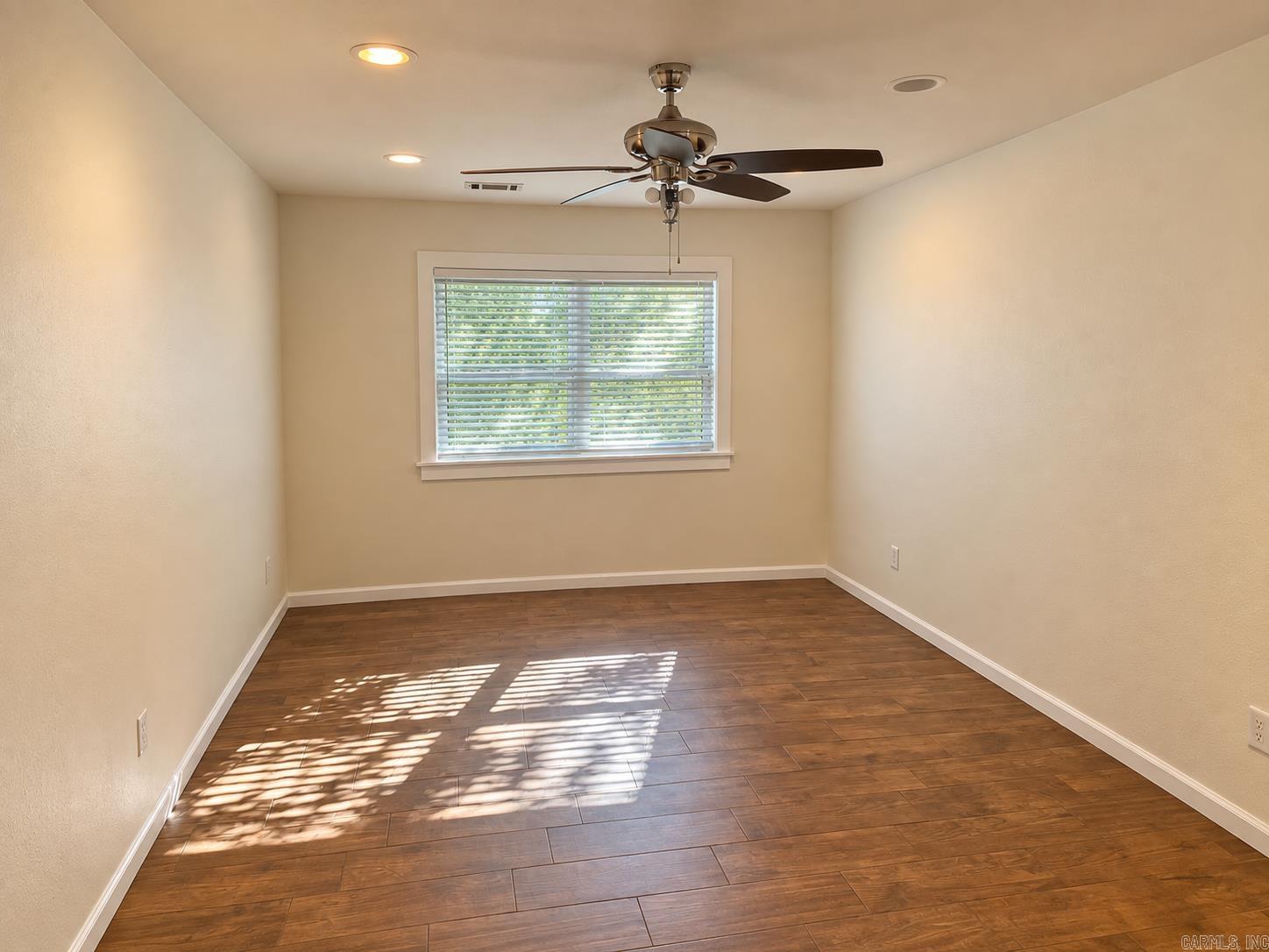 28 Meadowbrook Property Photo 10