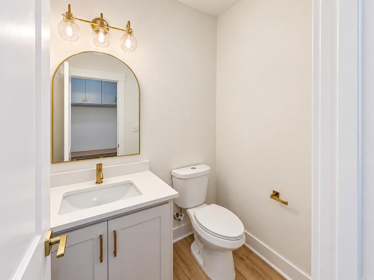10 Crescent Cove Property Photo 16