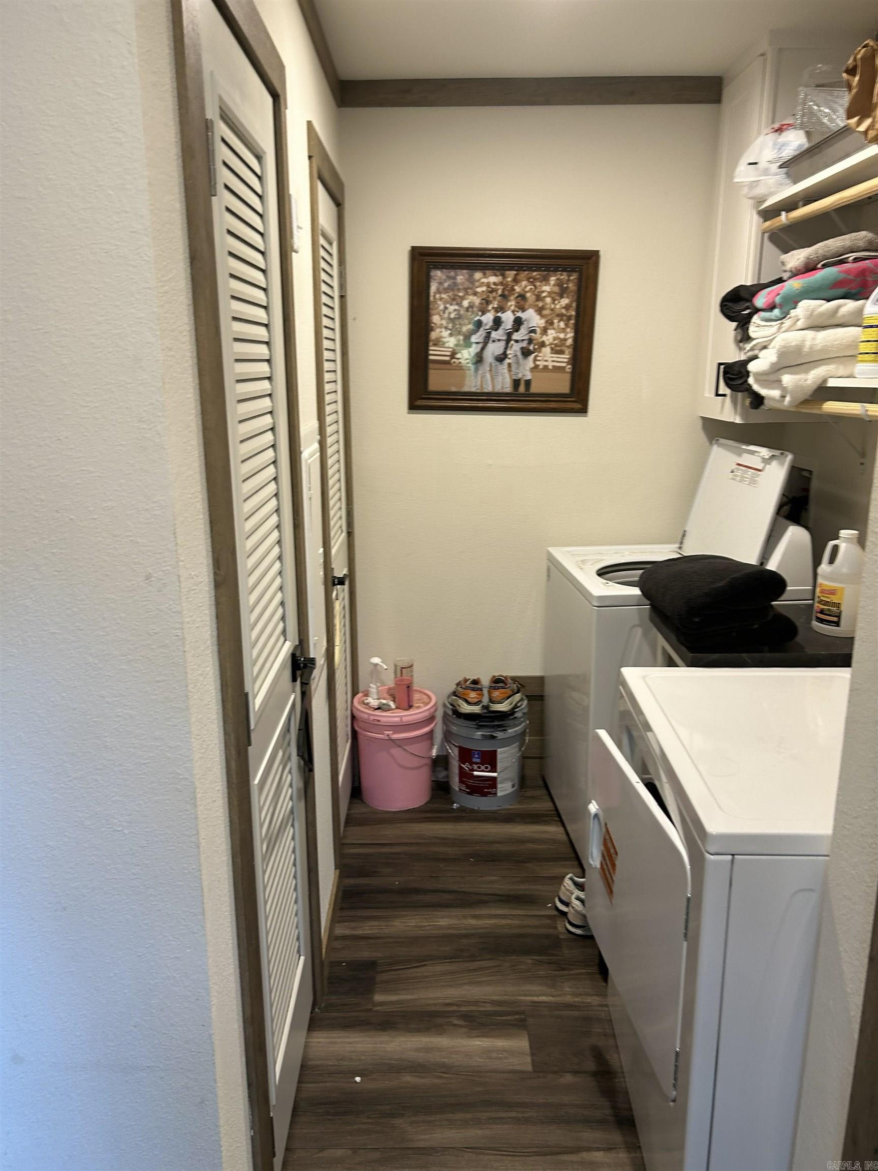 114 Kenico Dead End Property Photo 8