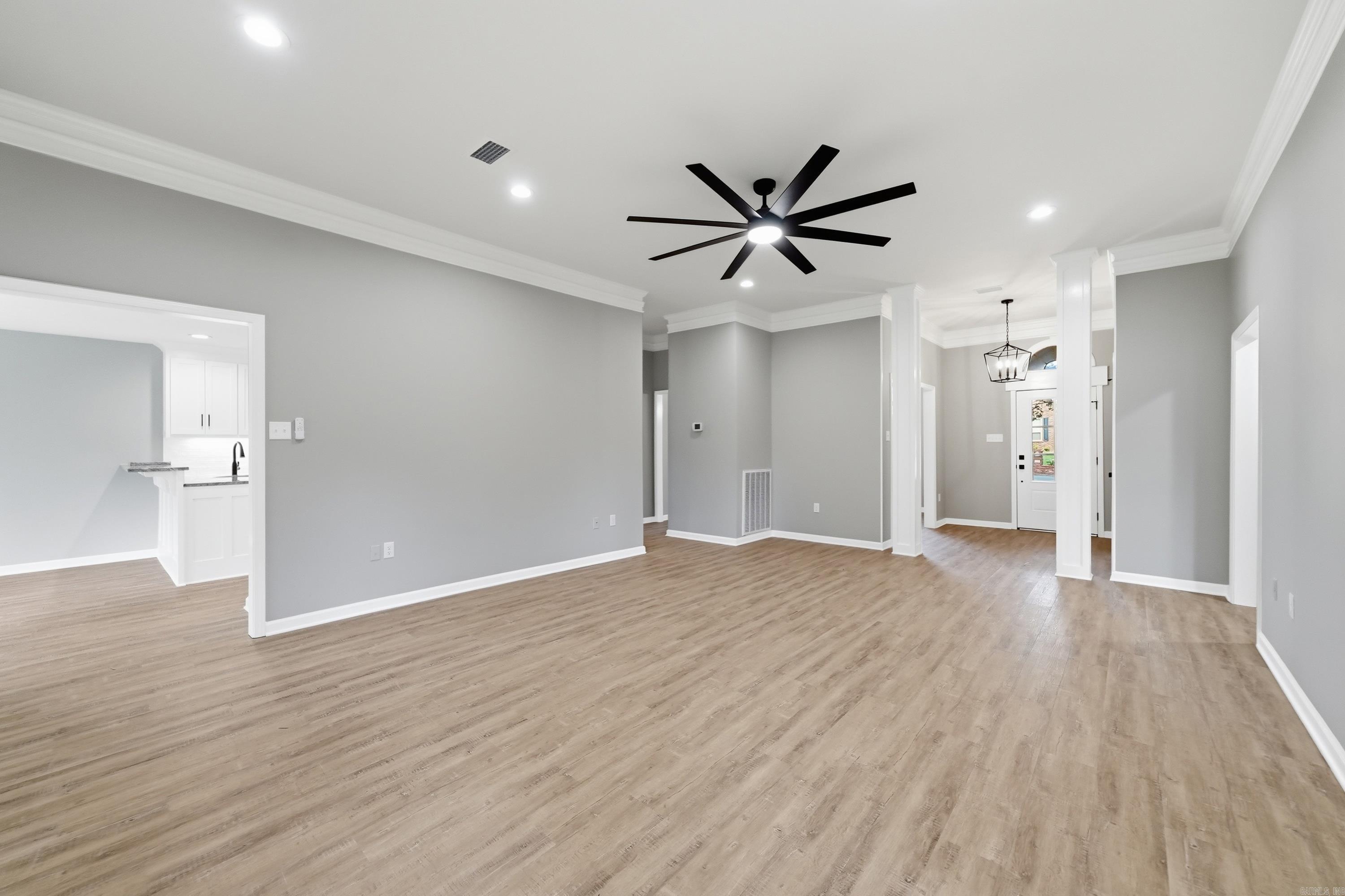 1015 Summerwood Drive Property Photo 10