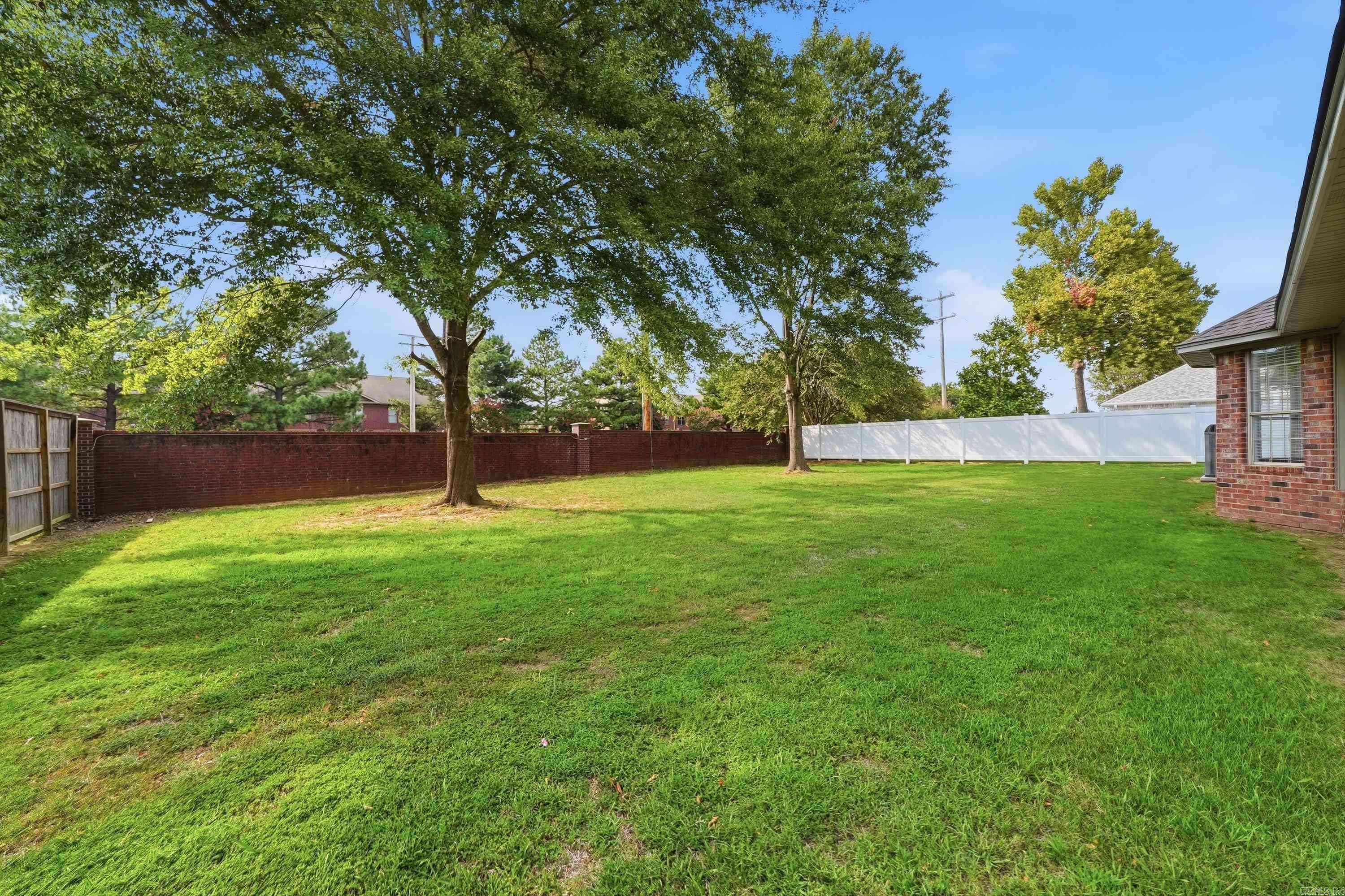 1015 Summerwood Drive Property Photo 41