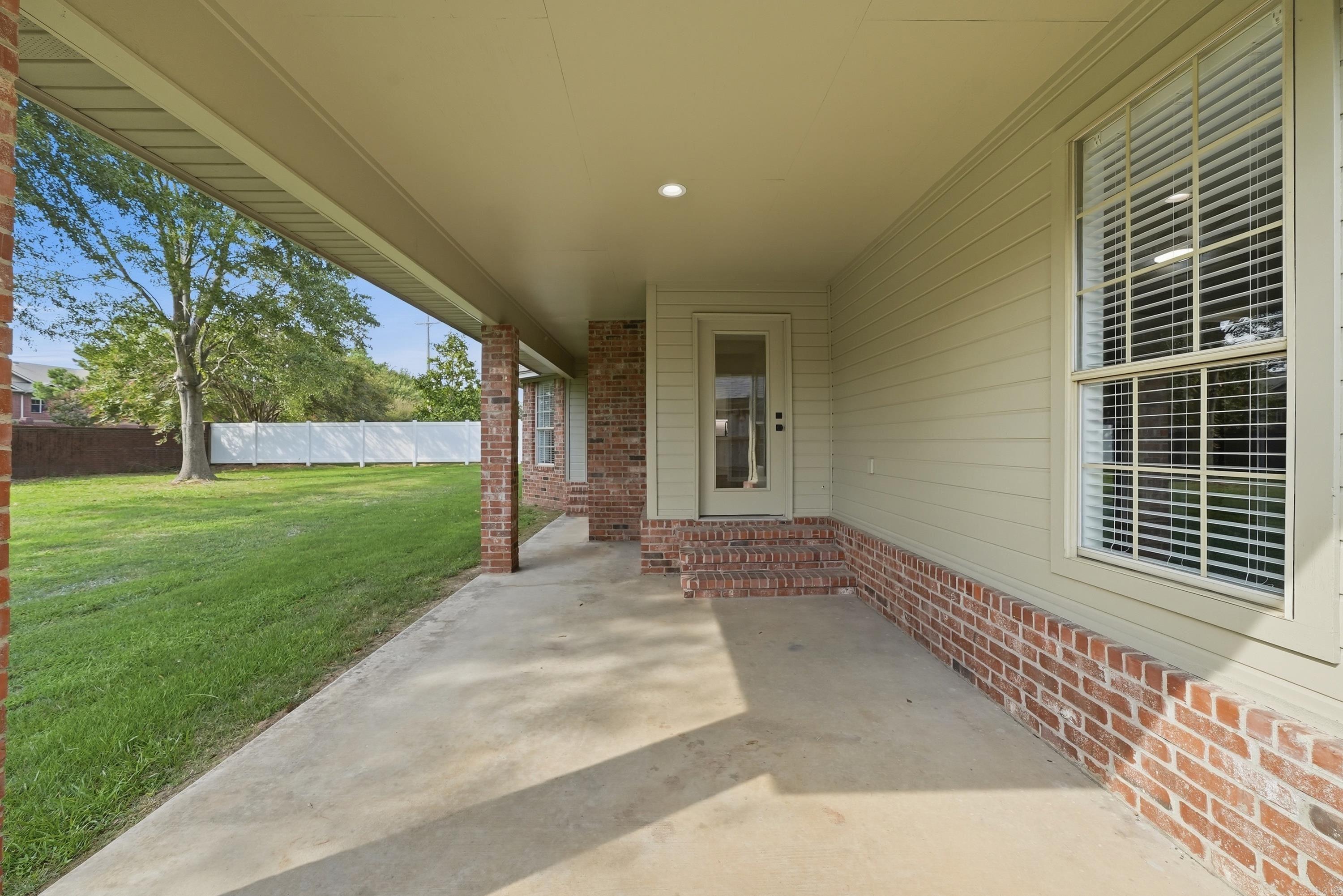 1015 Summerwood Drive Property Photo 42
