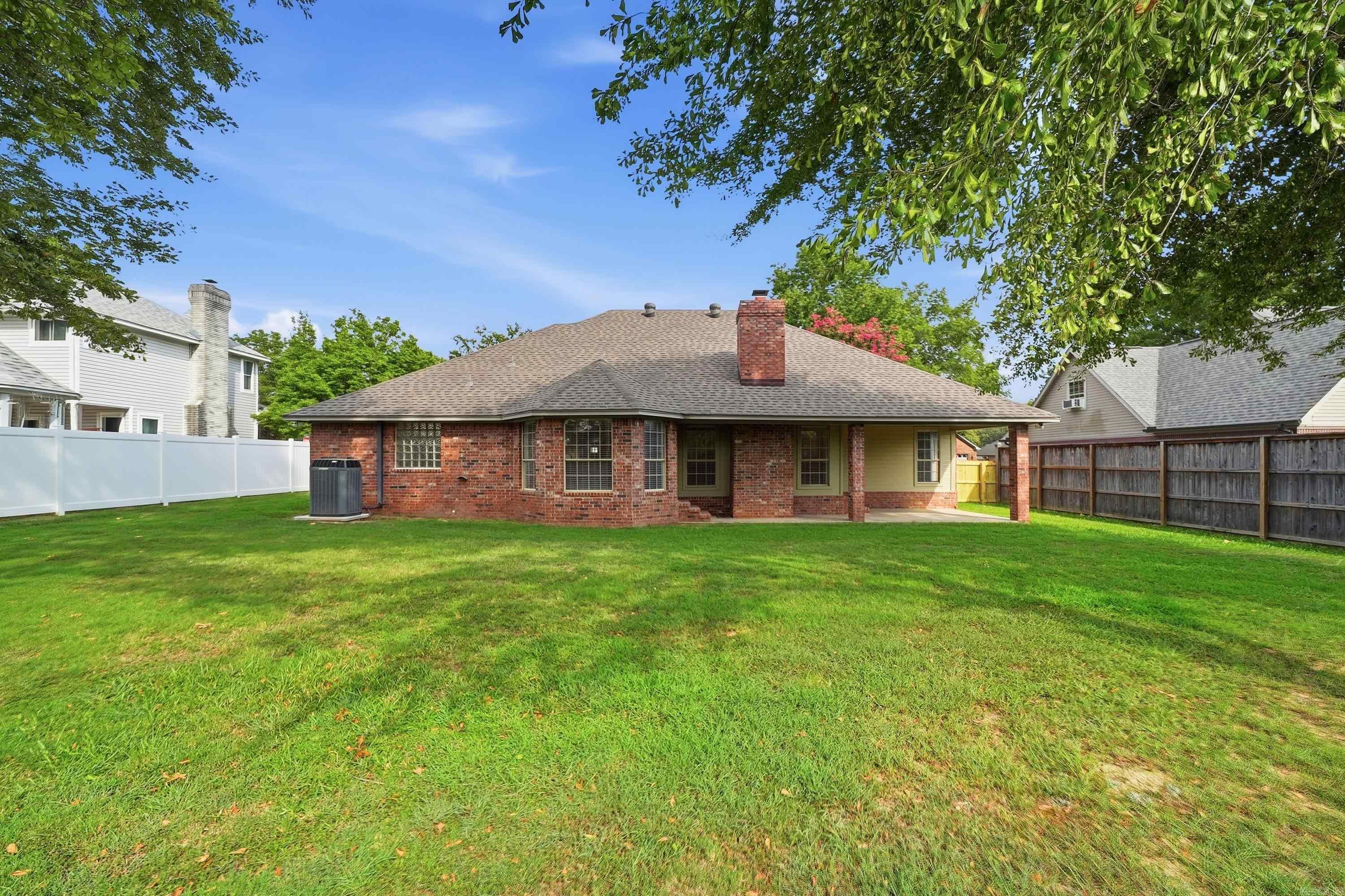 1015 Summerwood Drive Property Photo 43