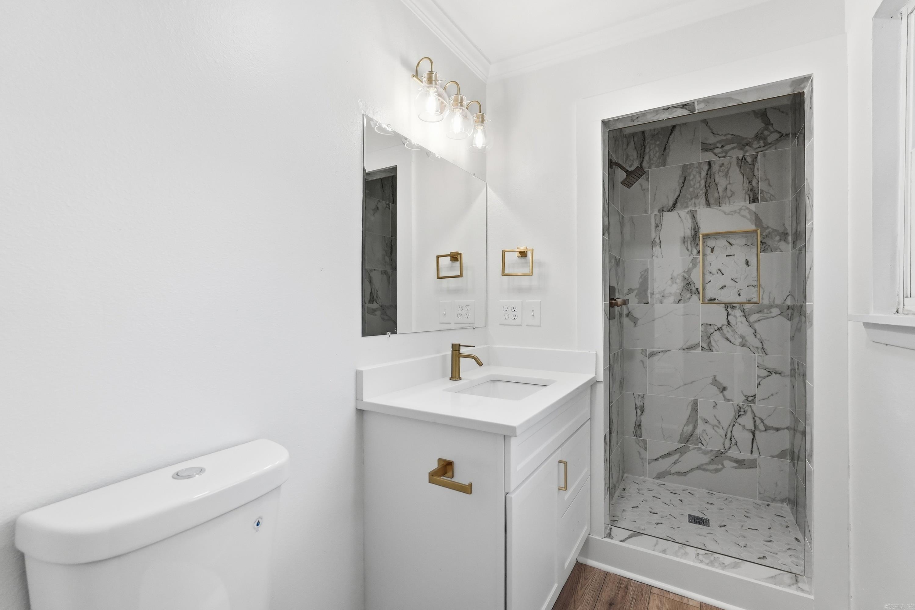 699 Lantrip Road Property Photo 12