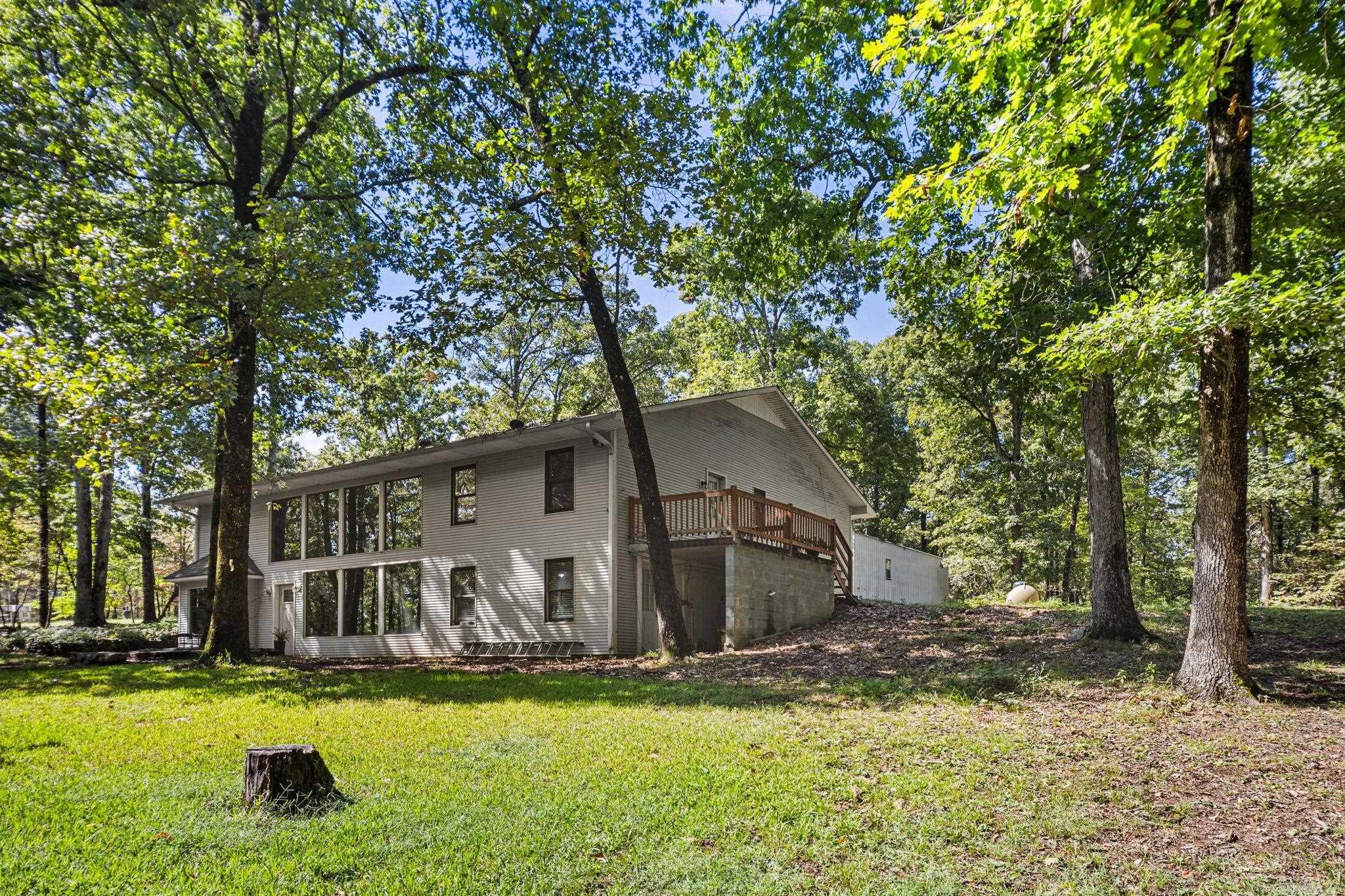 37211 Hwy 300 Property Photo 2