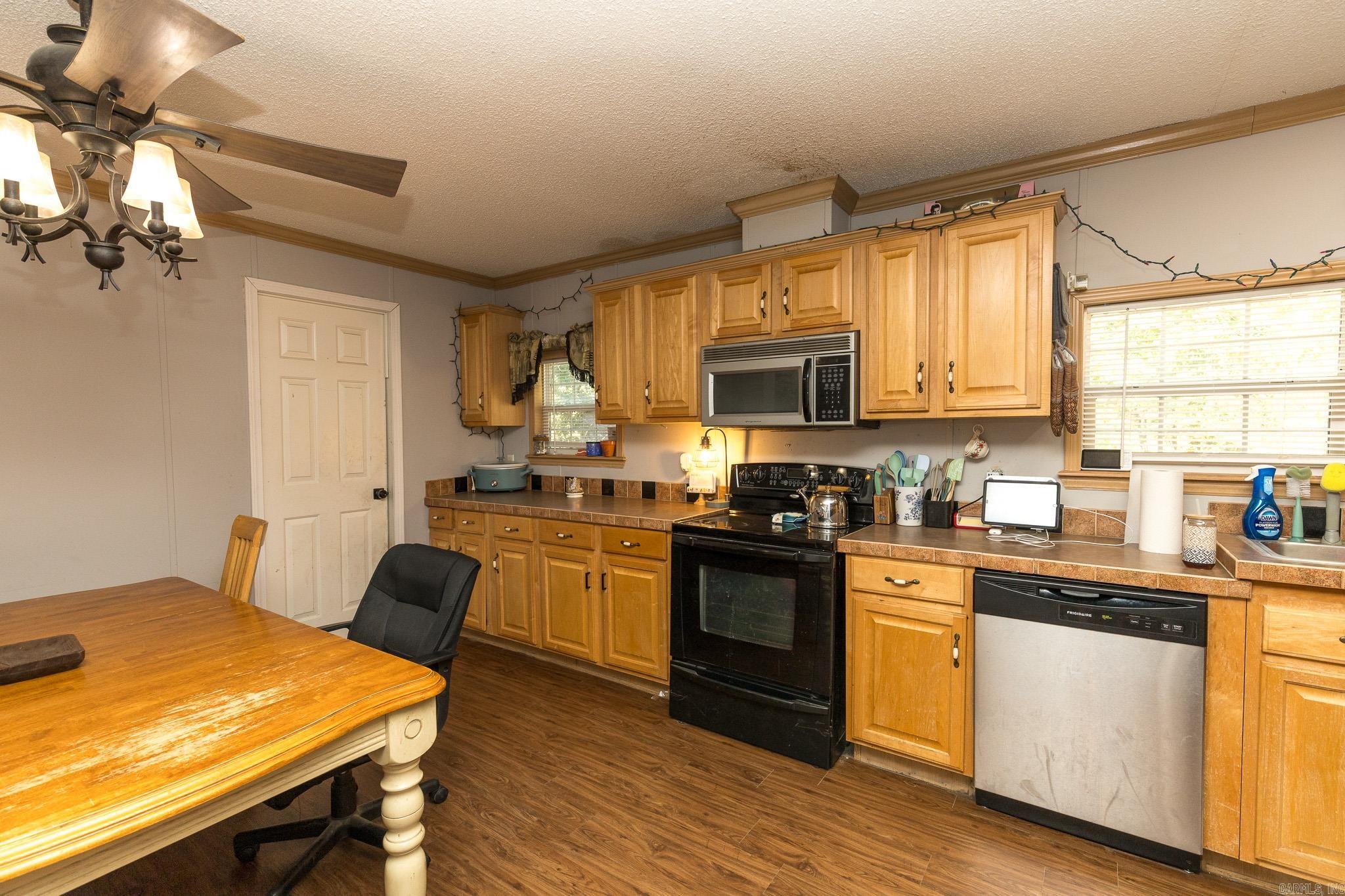 1404 Little Creek Cutoff Property Photo 6