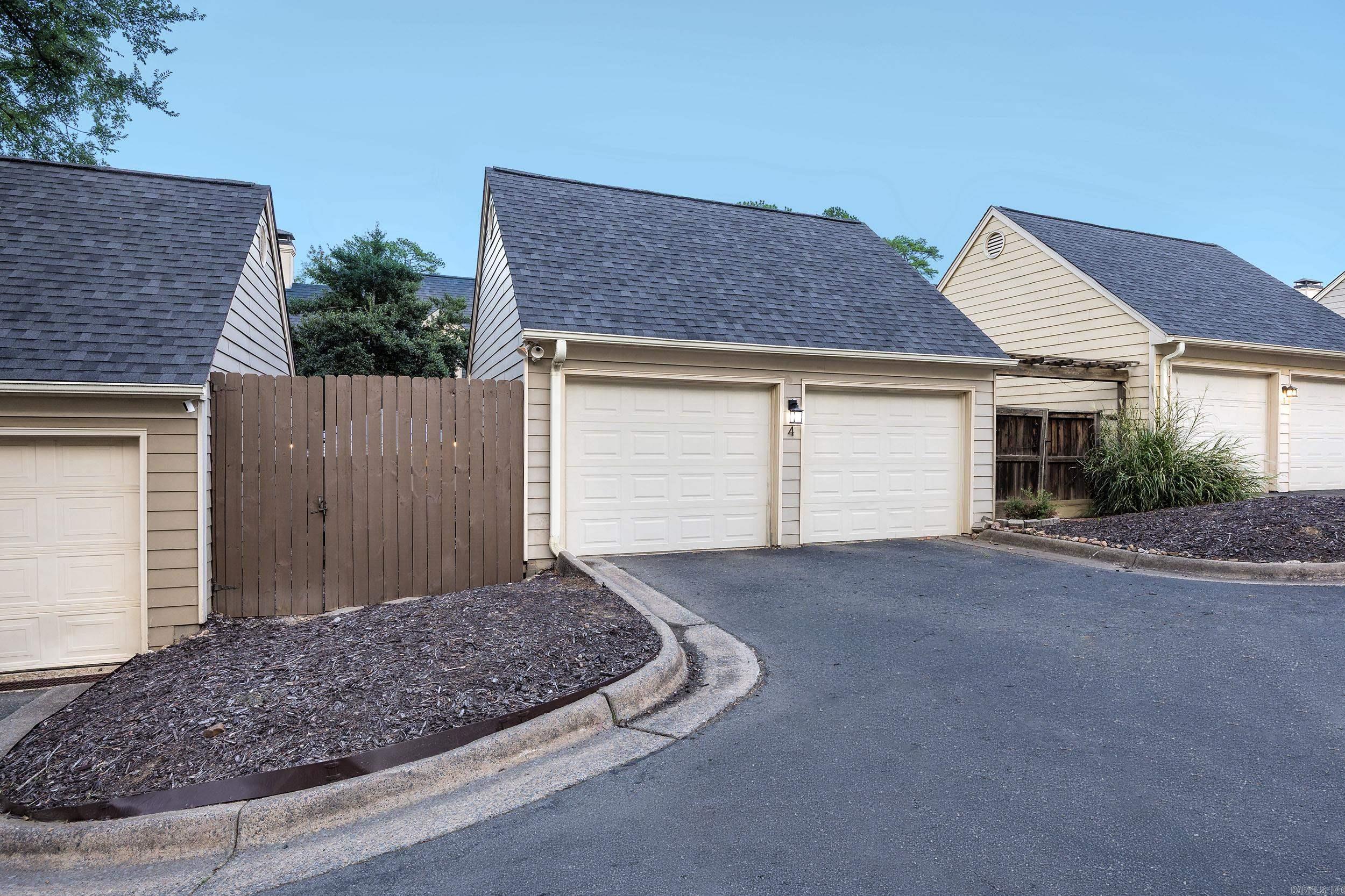 4 Windsor Court Property Photo 3