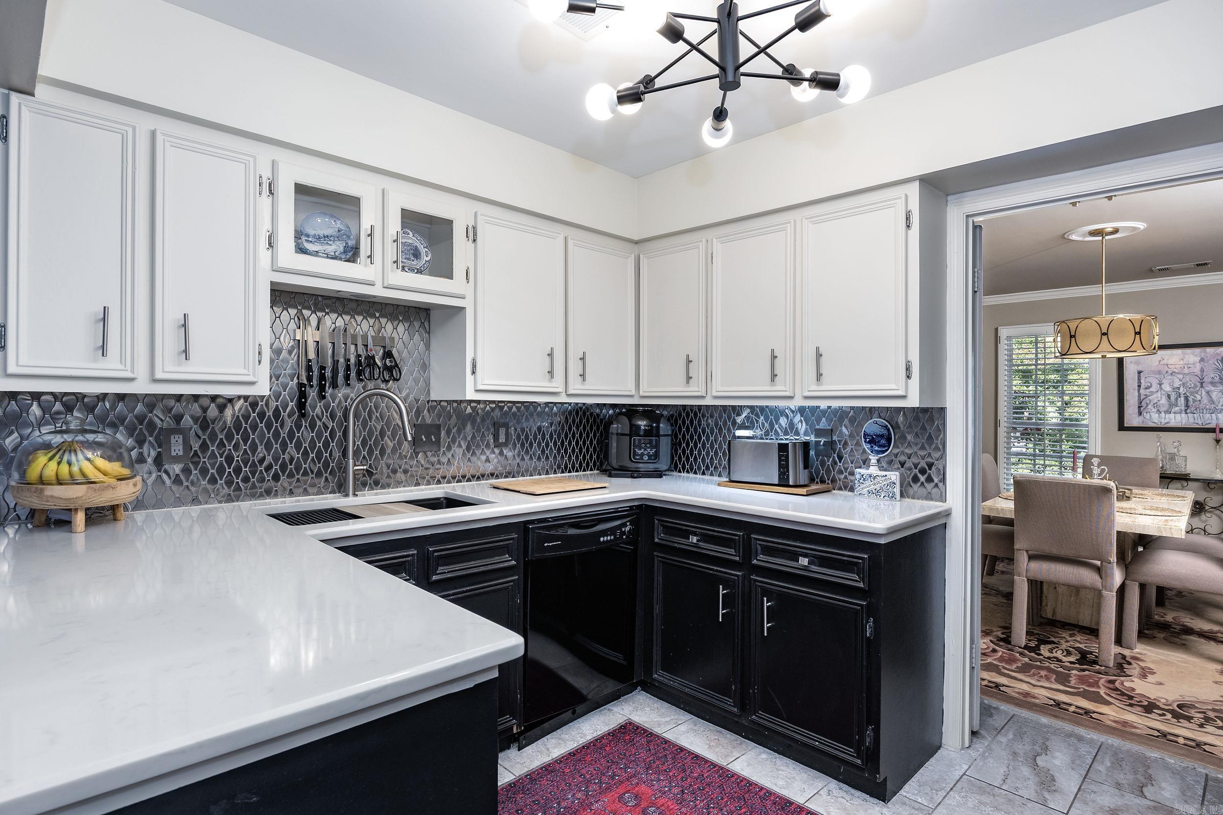 4 Windsor Court Property Photo 15