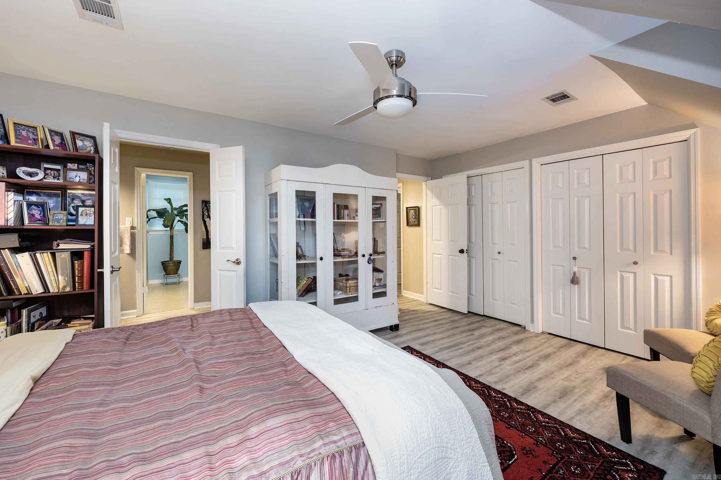 4 Windsor Court Property Photo 37