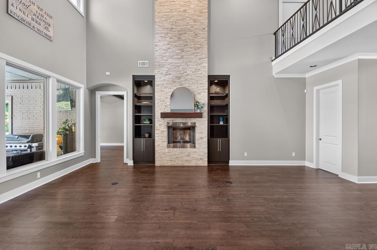 8414 Keystone Cove Property Photo 3