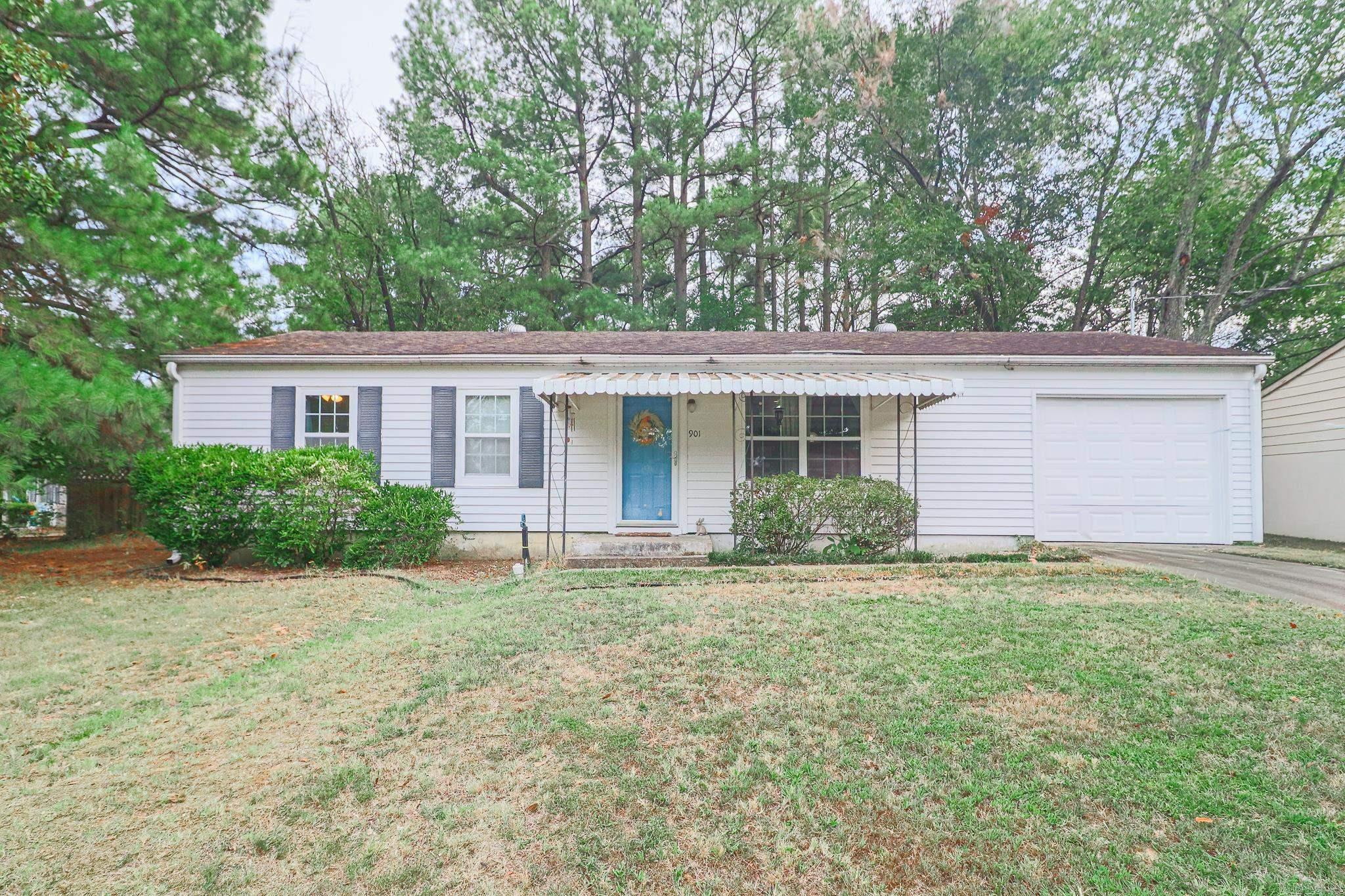 901 Wesley Court Property Photo 3