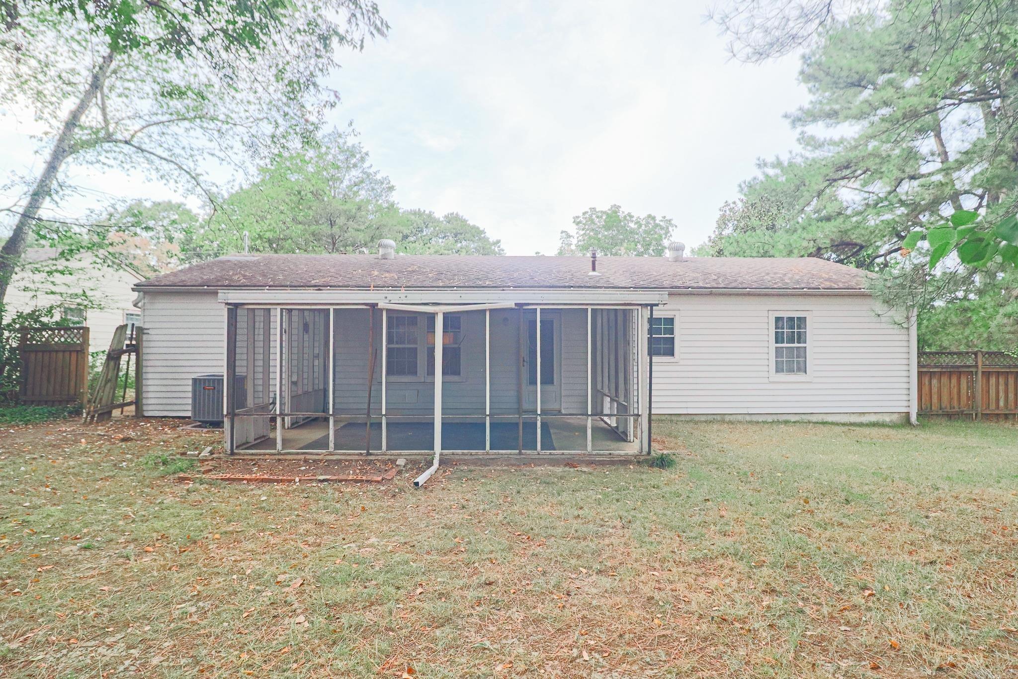 901 Wesley Court Property Photo 27