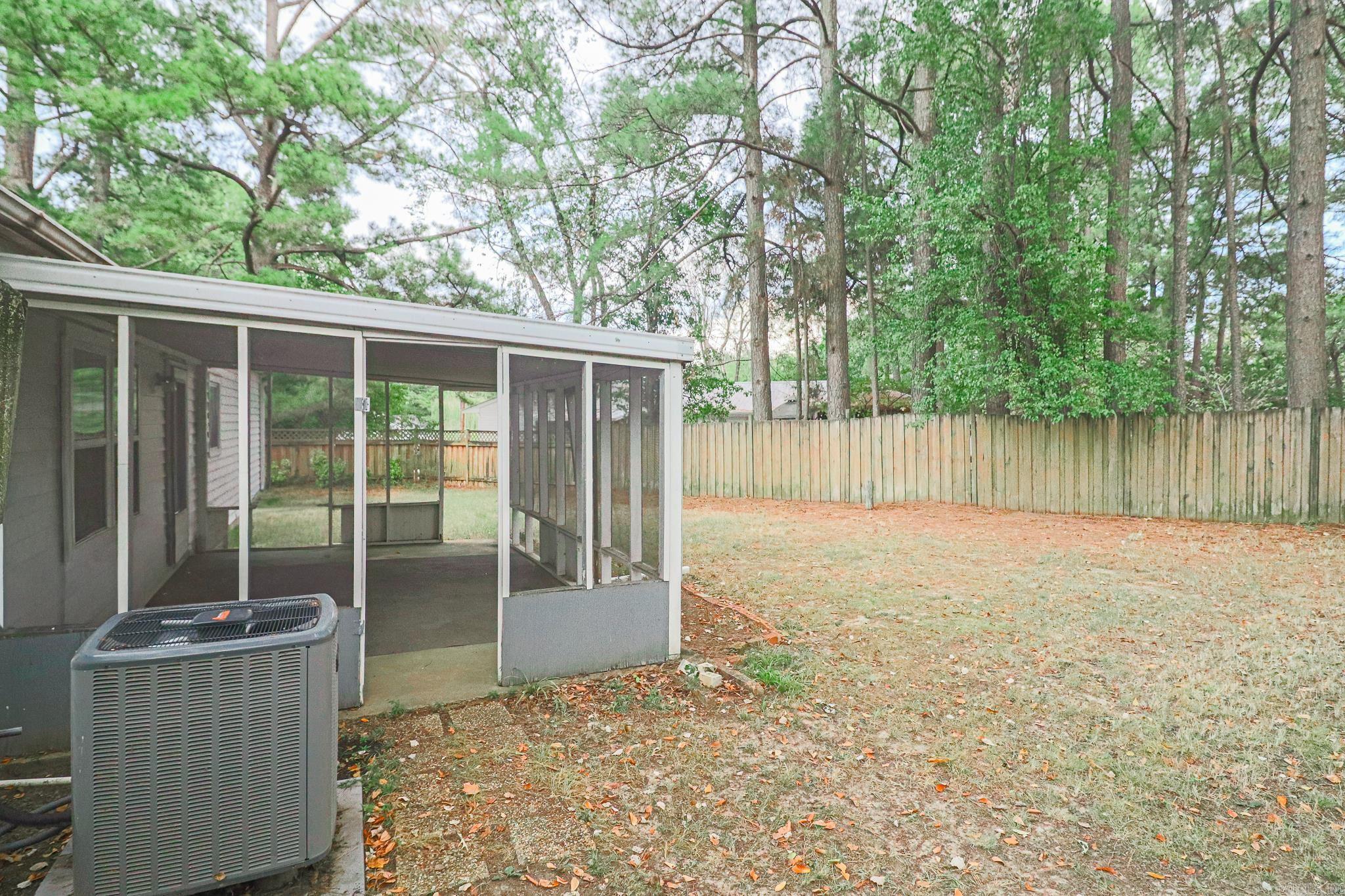 901 Wesley Court Property Photo 30