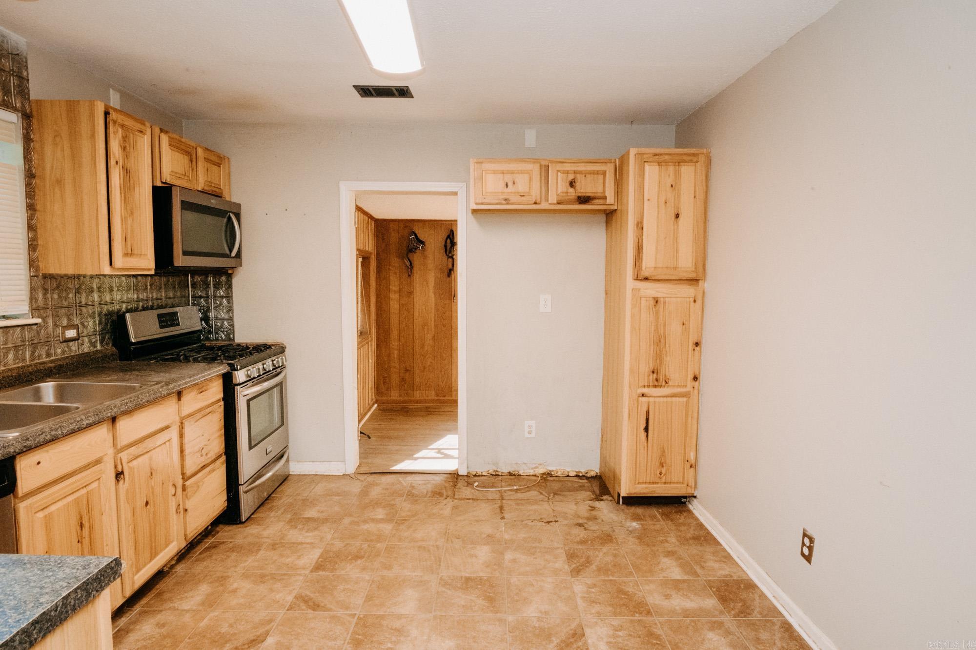 24623 N Sardis Road Property Photo 12