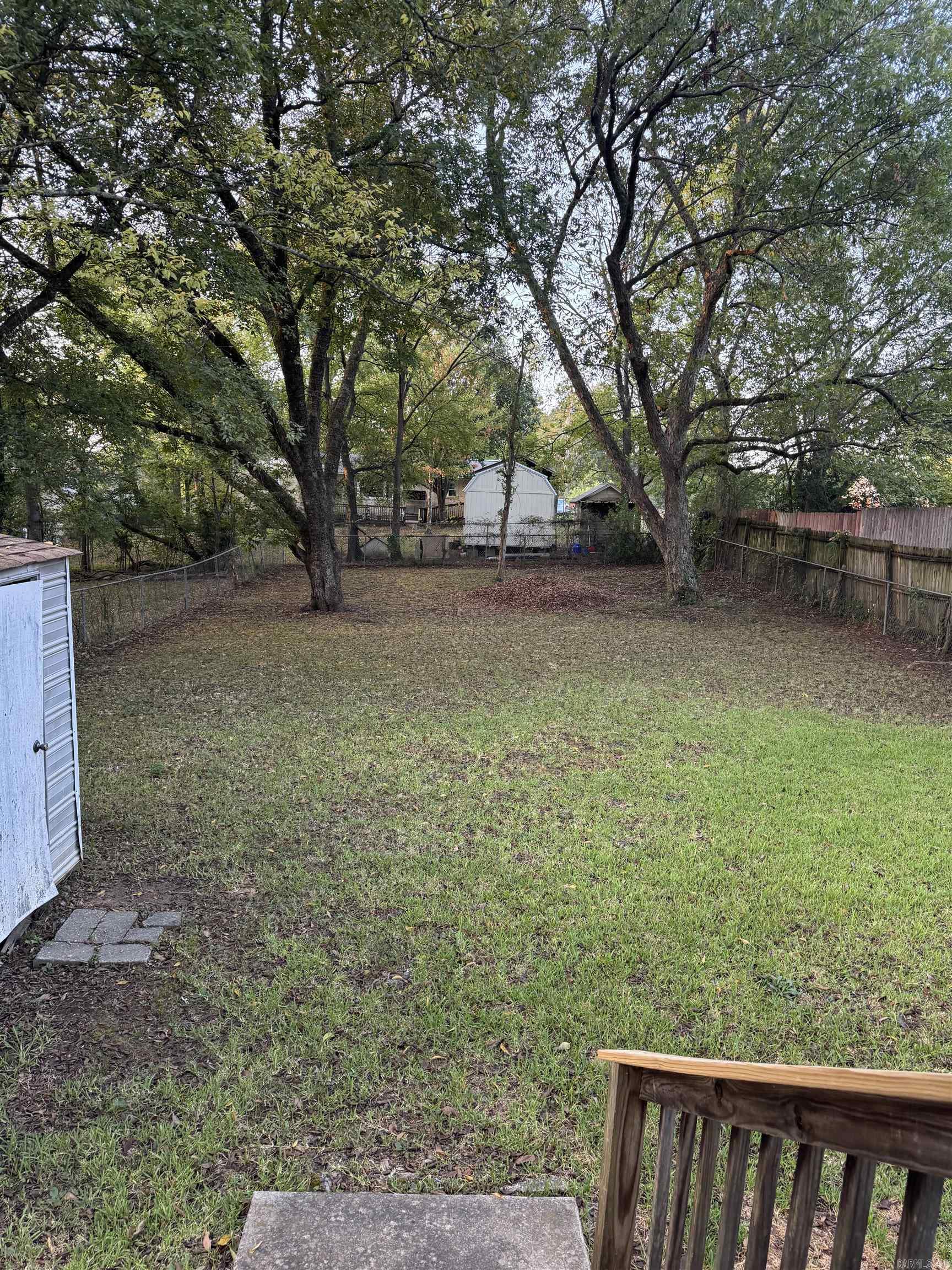 1607 St Louis Property Photo 3