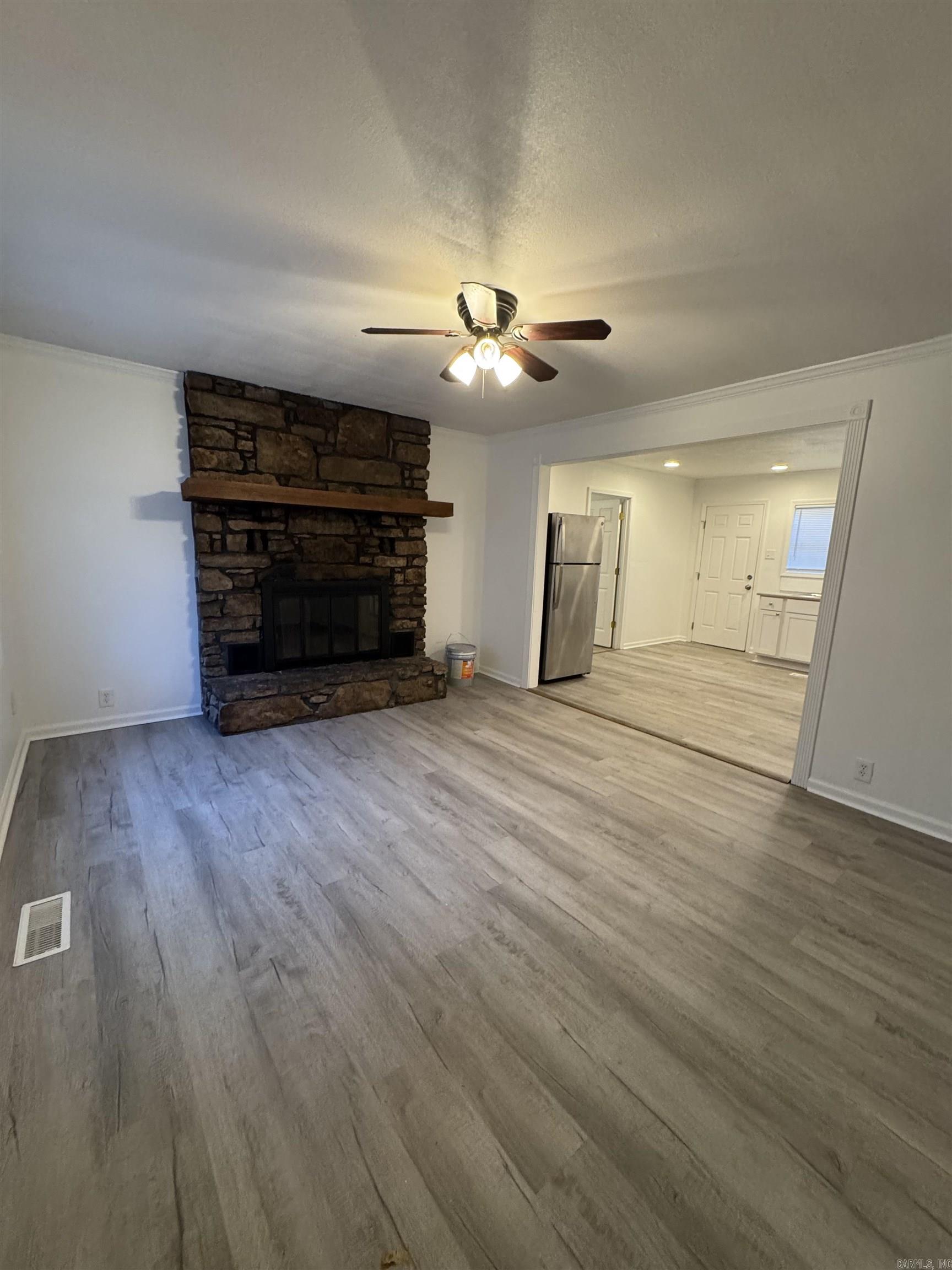 1607 St Louis Property Photo 20