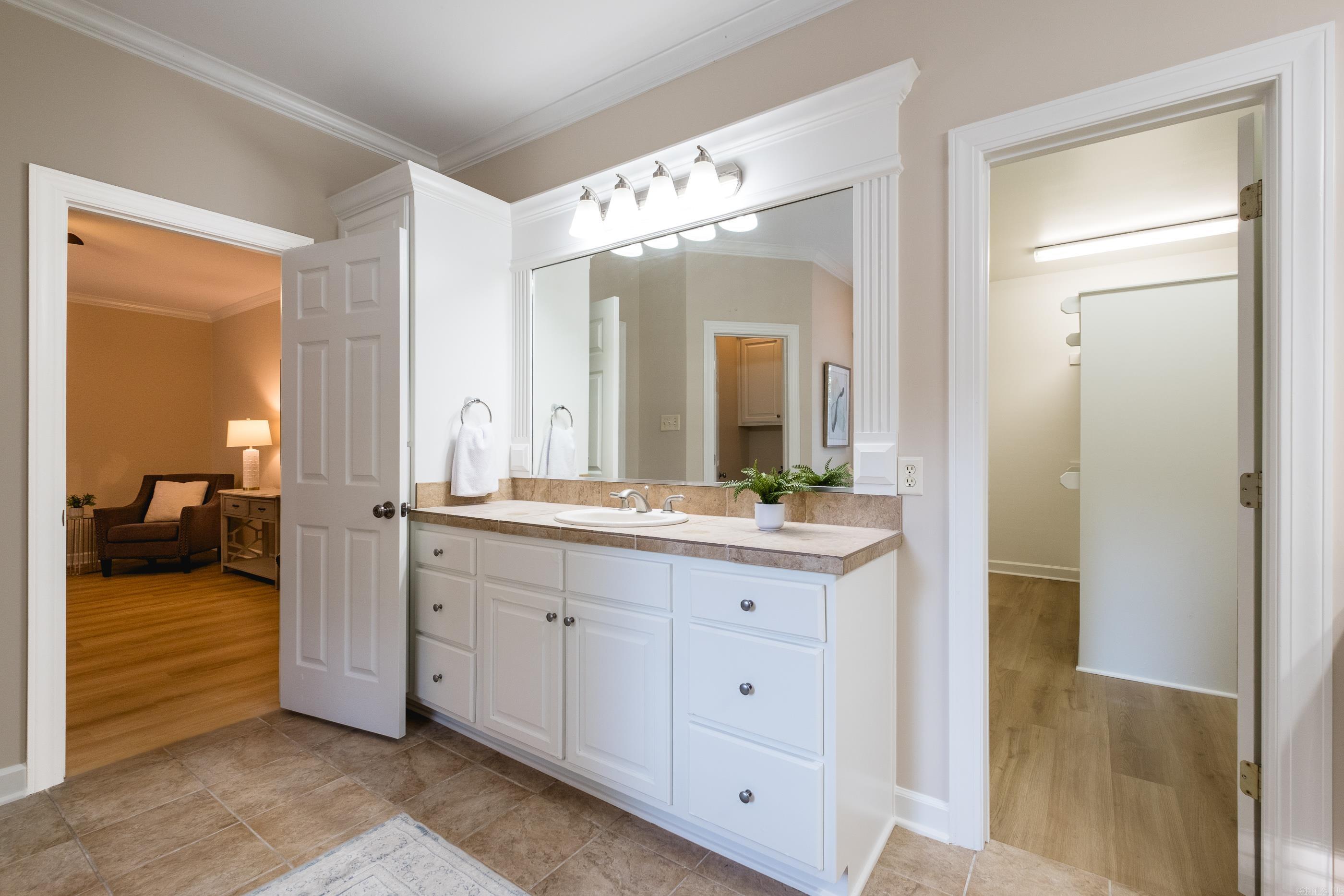 49 Laval Circle Property Photo 26