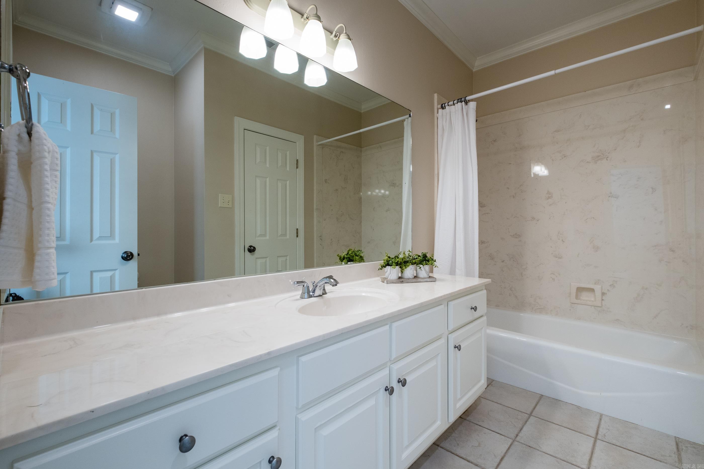 49 Laval Circle Property Photo 35