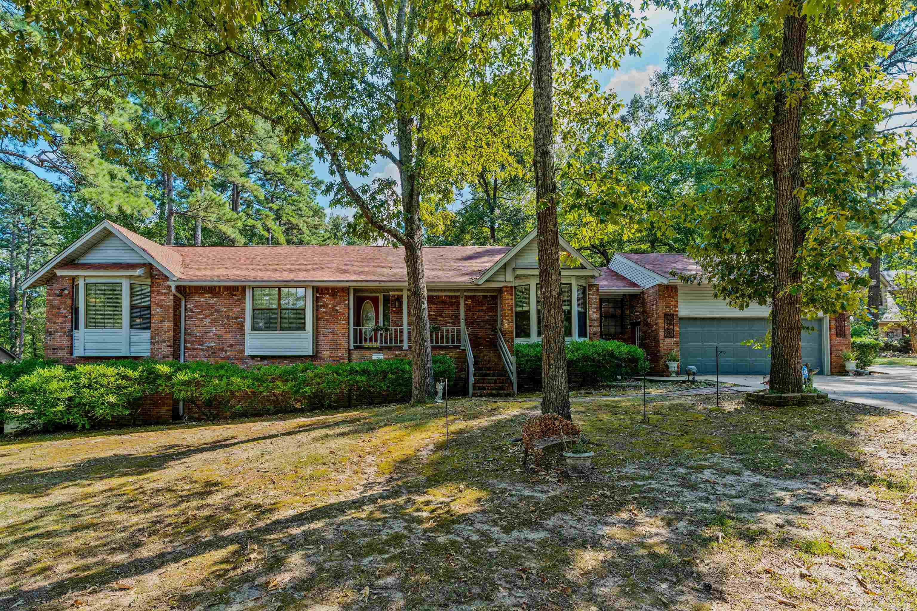 8901 Dawn Drive Property Photo 2