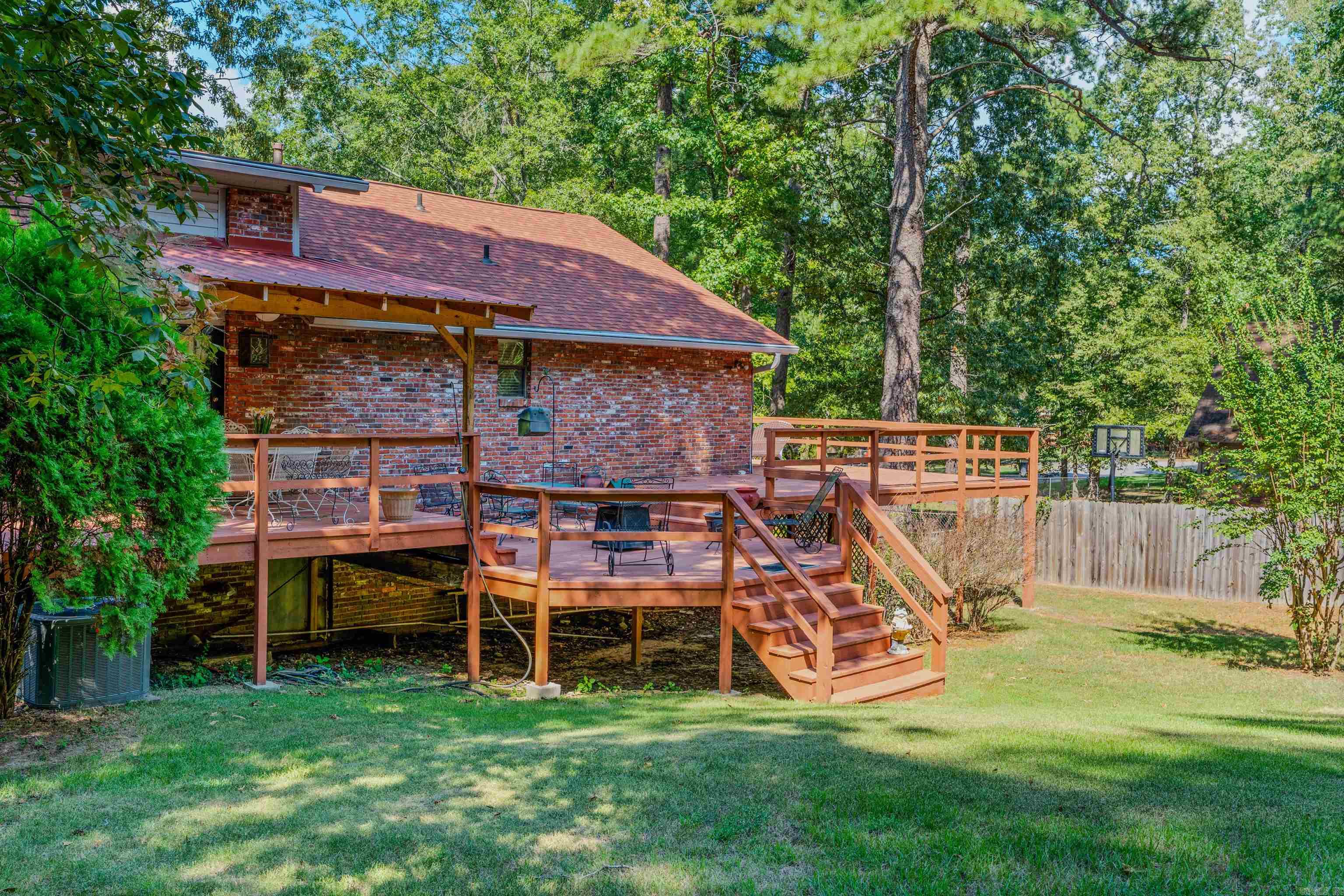 8901 Dawn Drive Property Photo 45