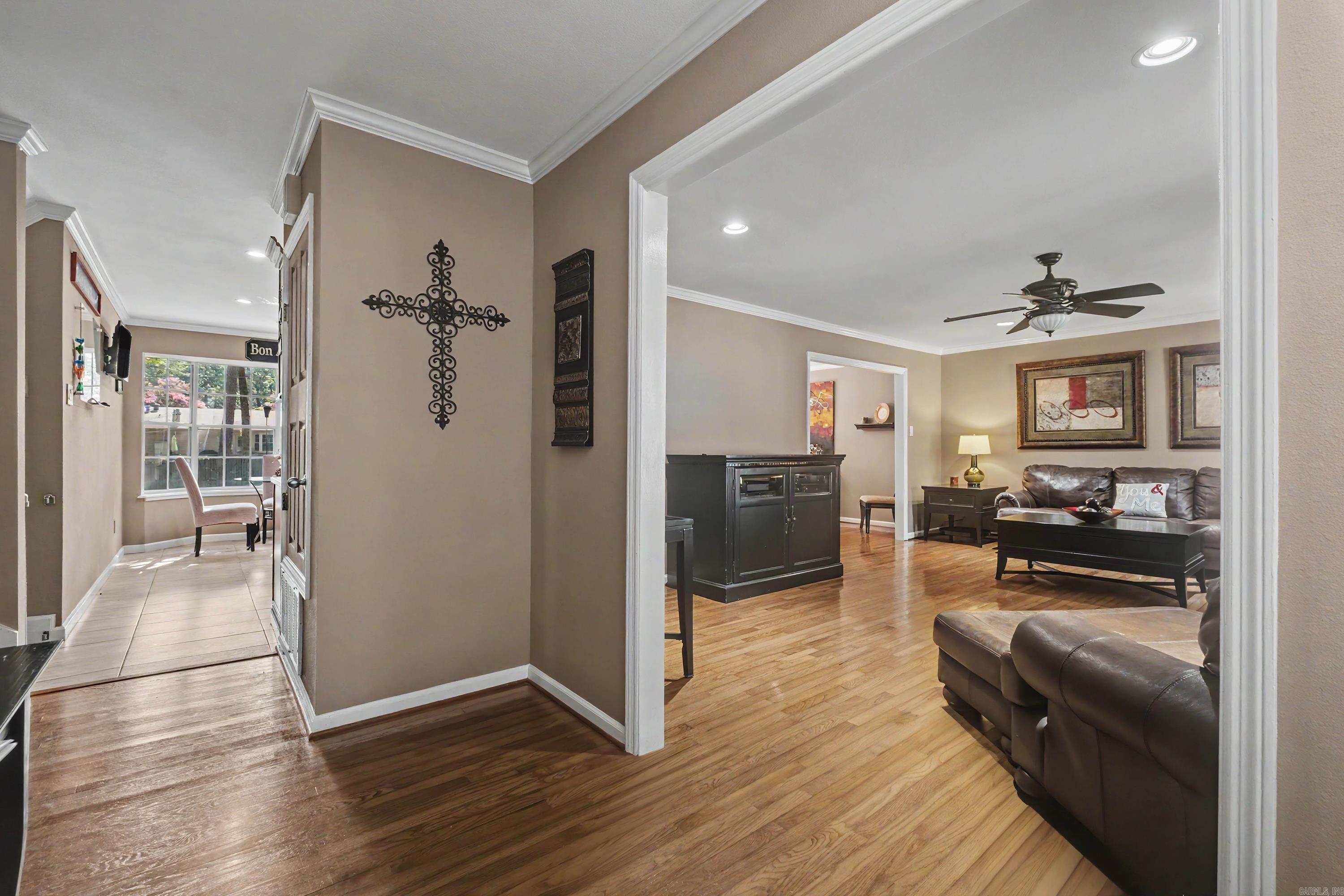 7 Amber Court Property Photo 2