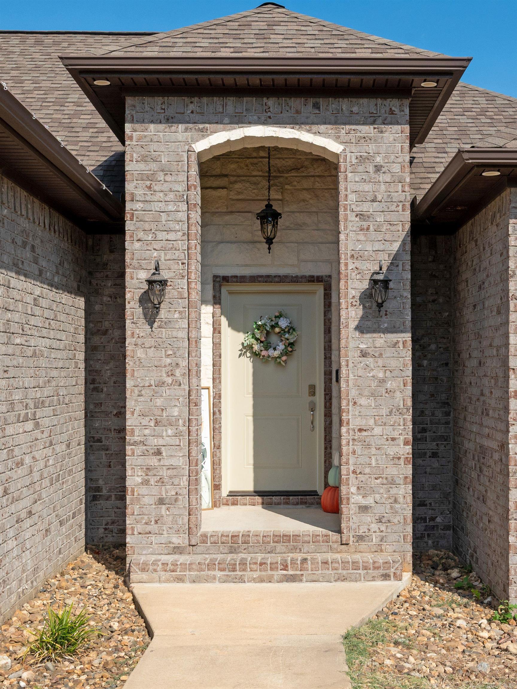 6 Sayde Lane Property Photo 2