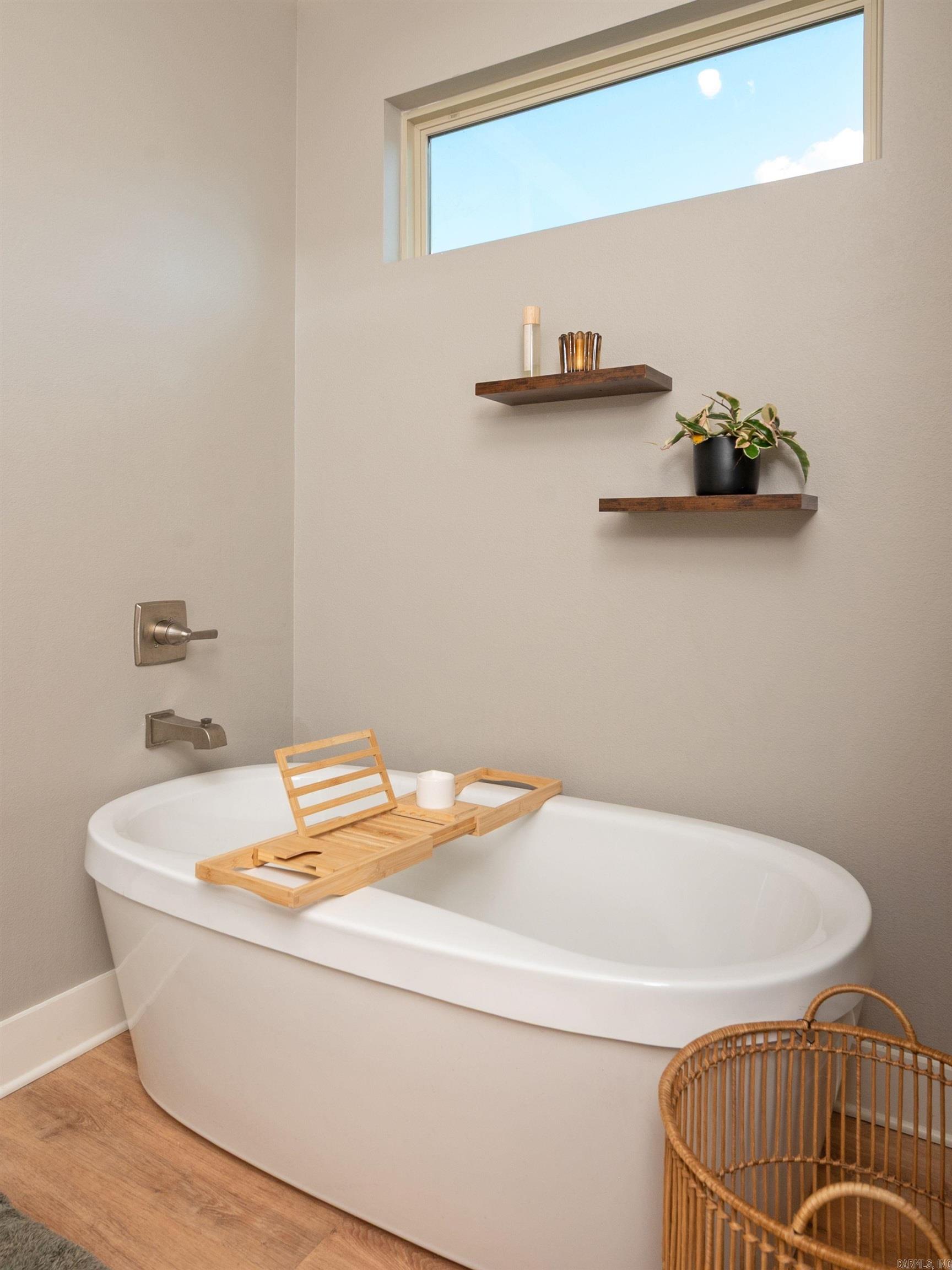 6 Sayde Lane Property Photo 22