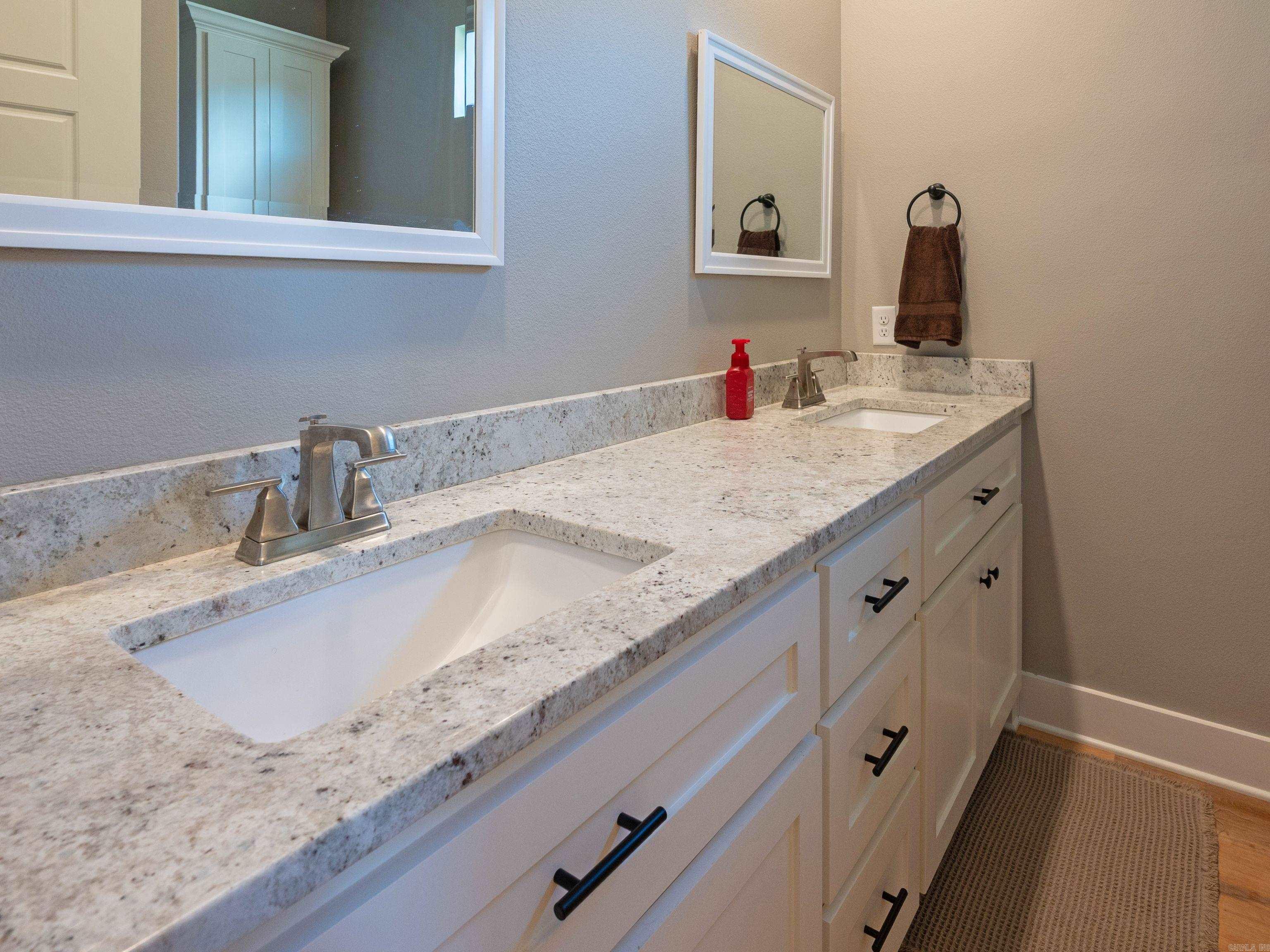 6 Sayde Lane Property Photo 31