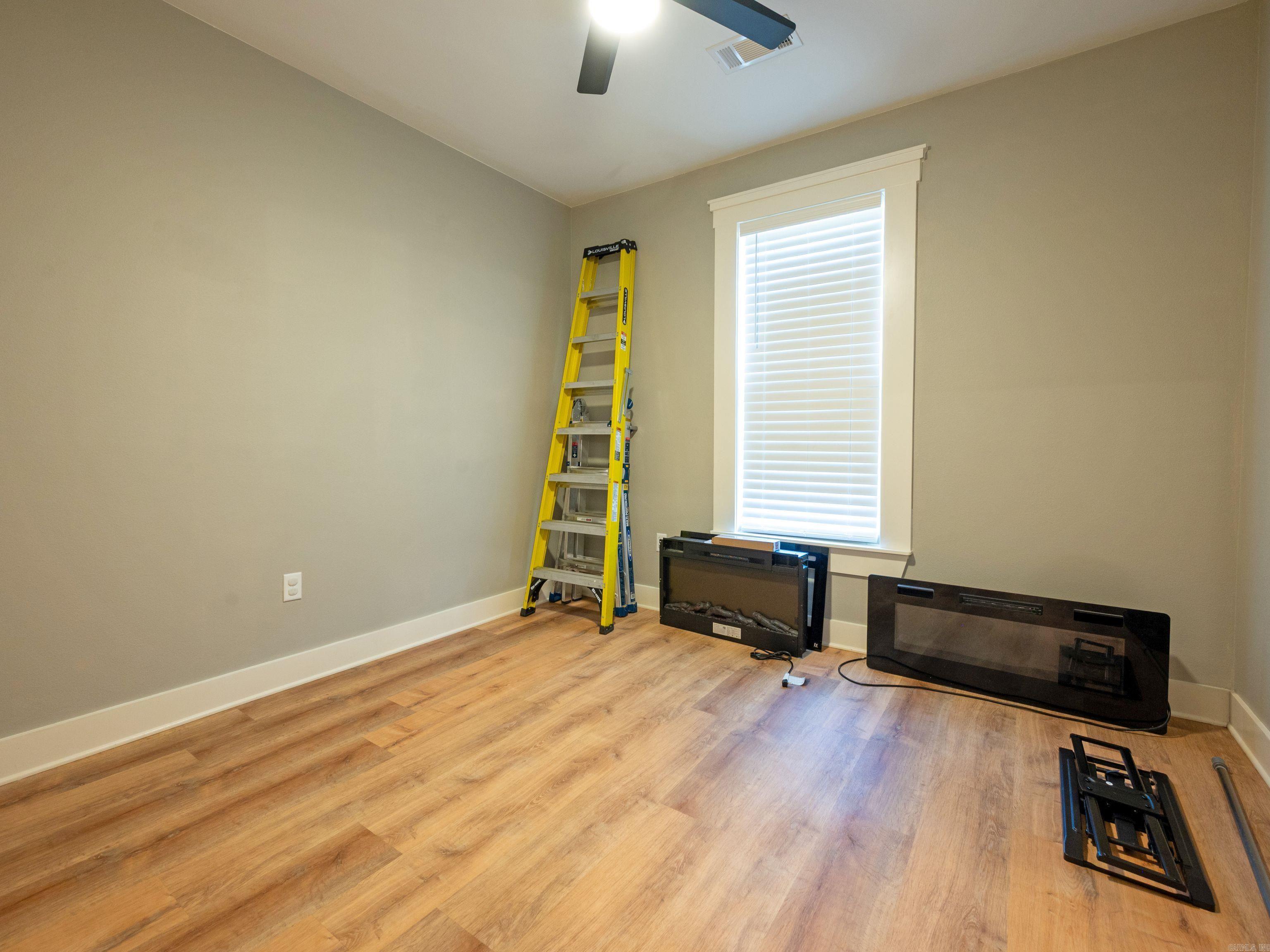 6 Sayde Lane Property Photo 37