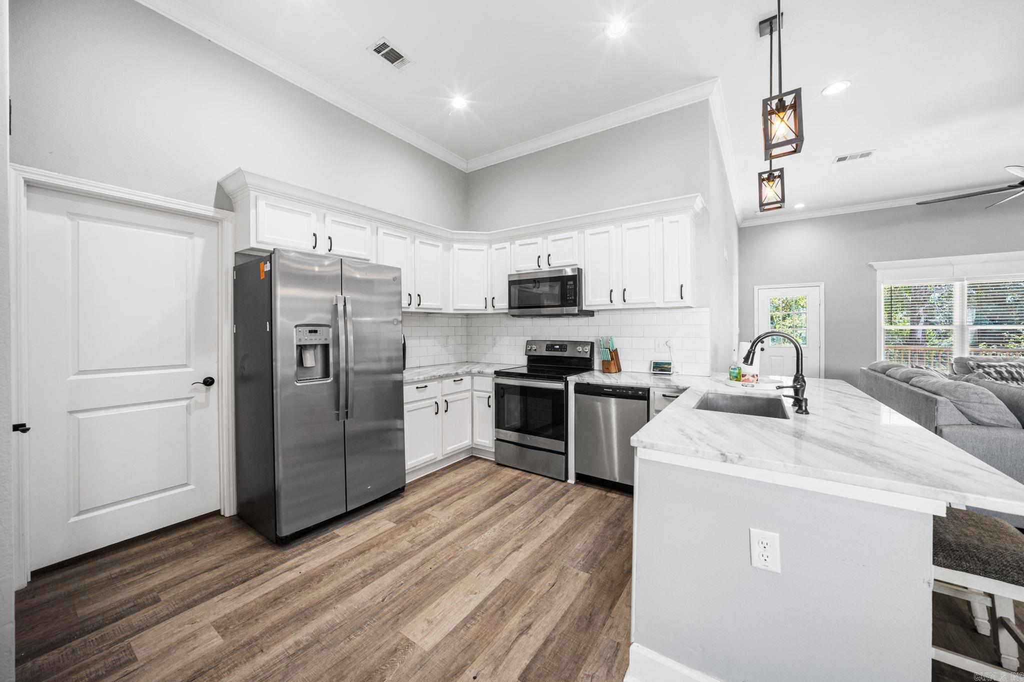 1816 Whitehaven Drive Property Photo 10