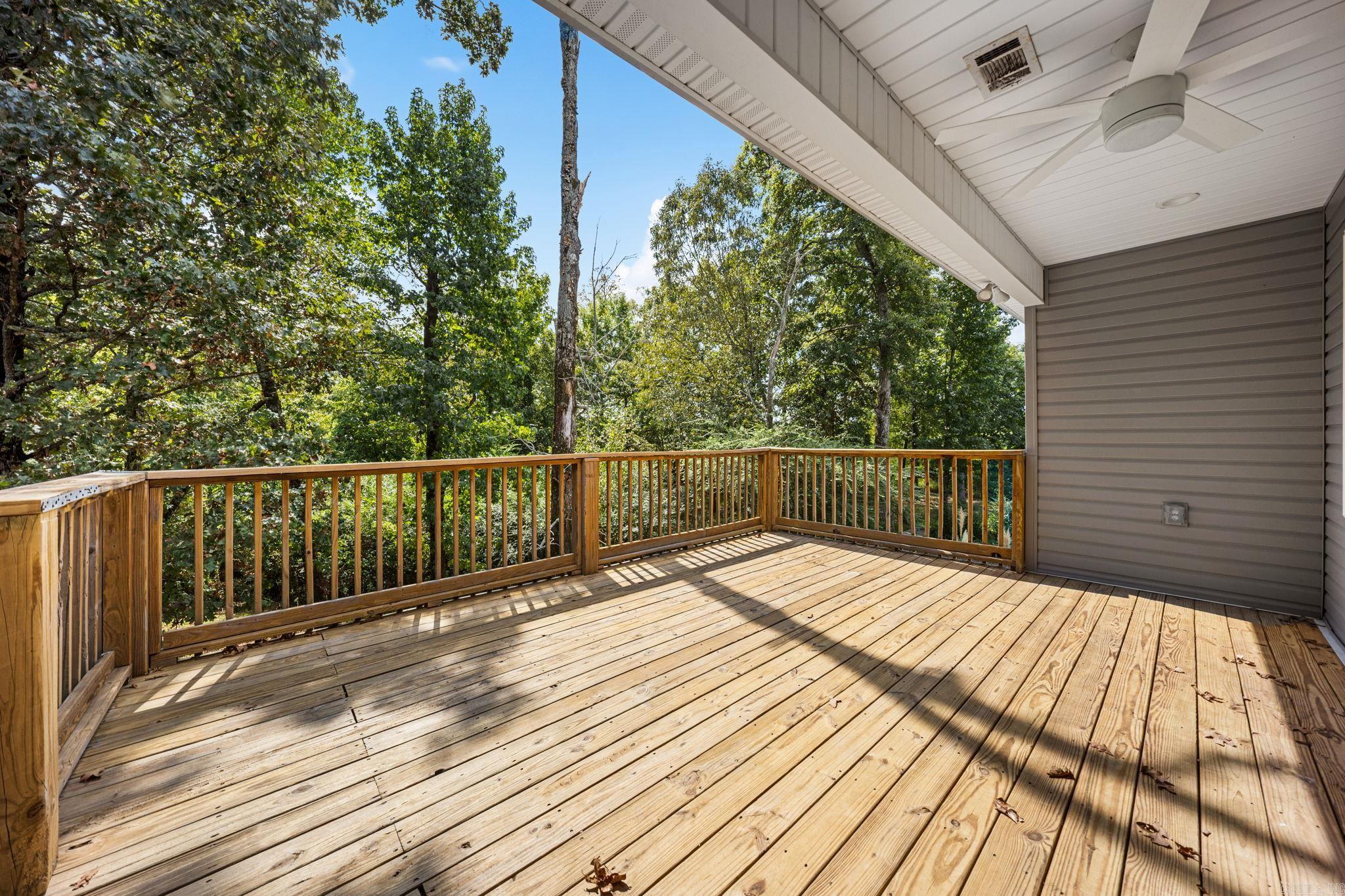 1816 Whitehaven Drive Property Photo 27