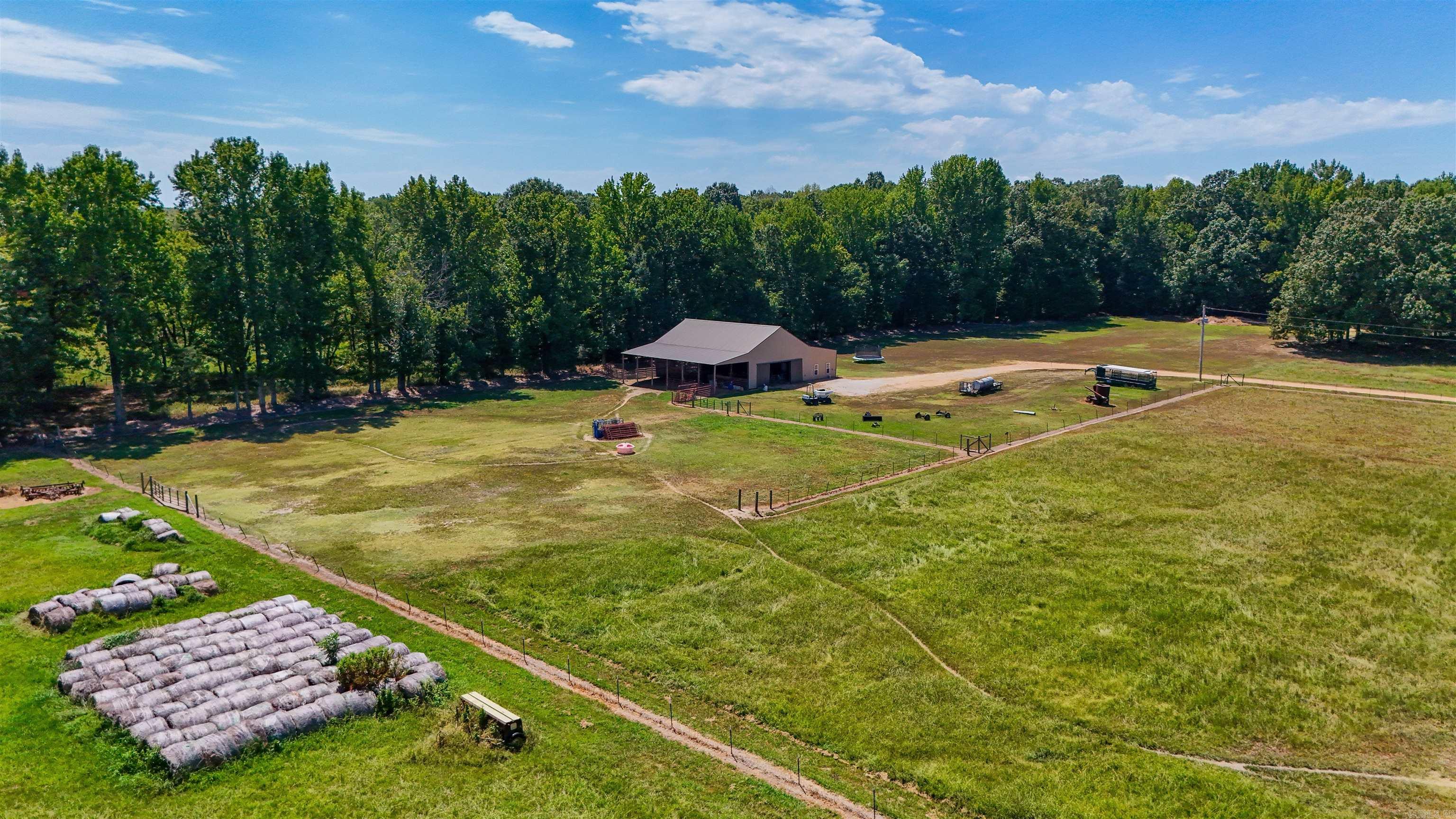 20158 Distress Creek Road Property Photo 5