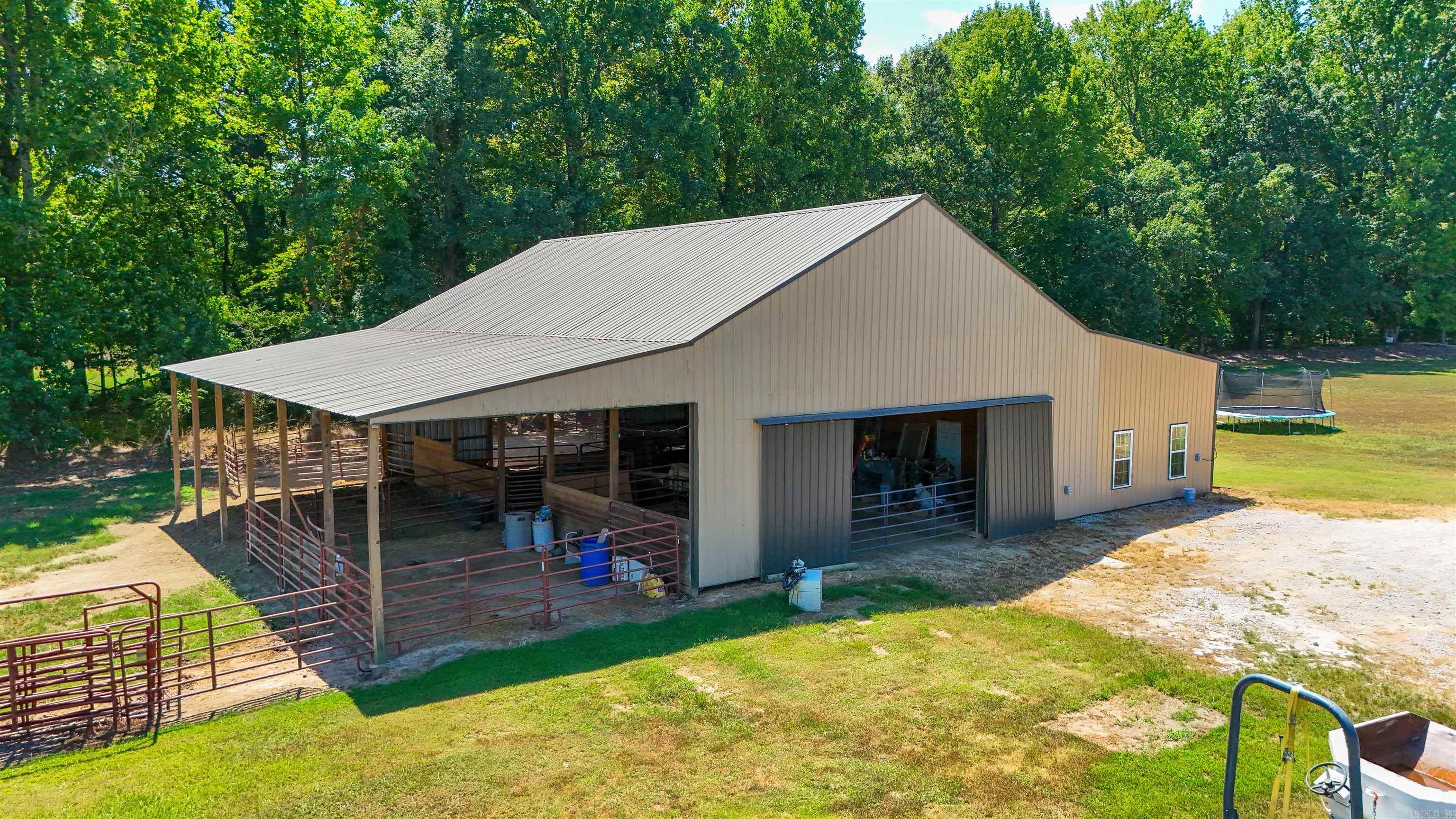 20158 Distress Creek Road Property Photo 2