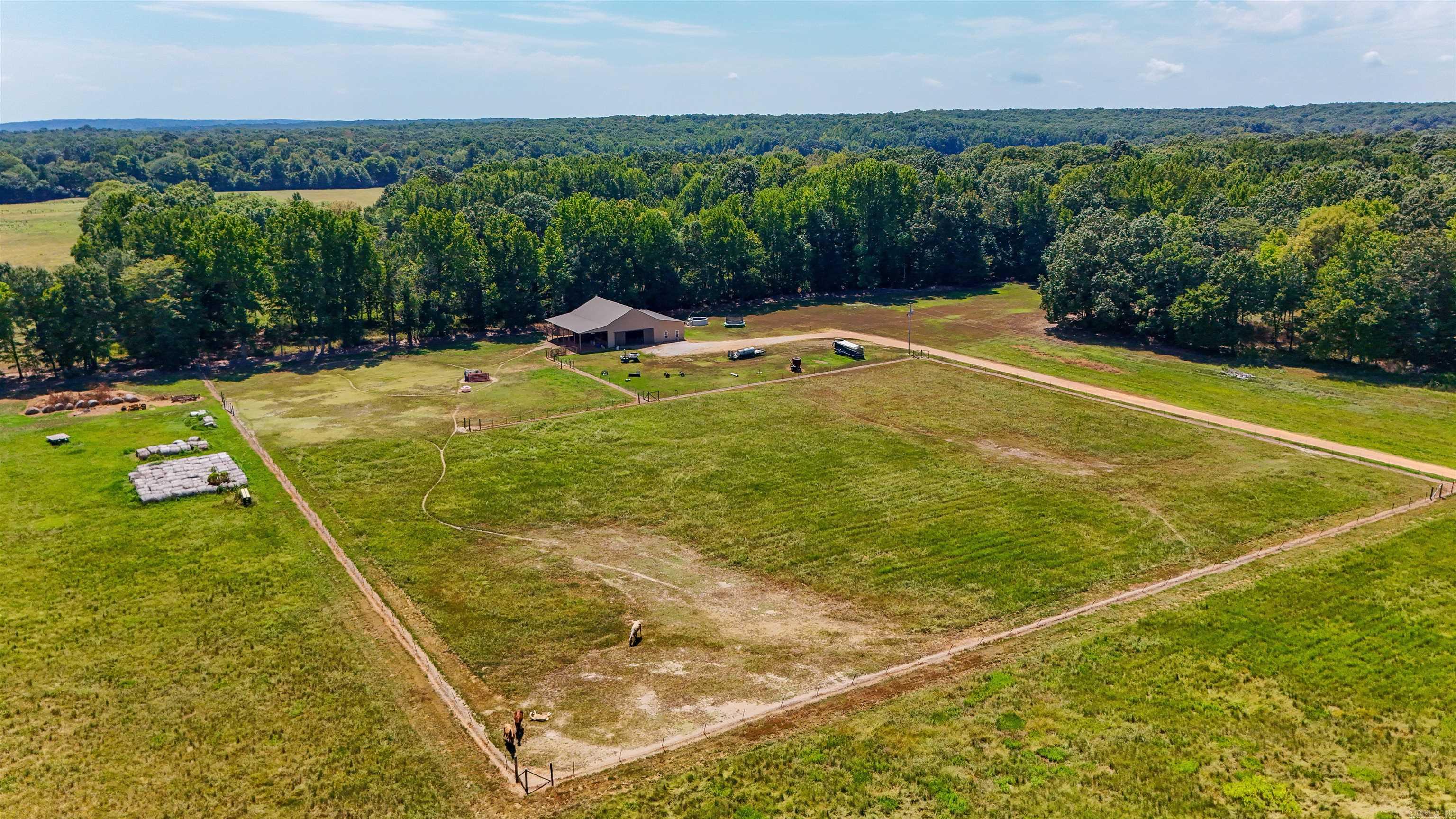 20158 Distress Creek Road Property Photo 8