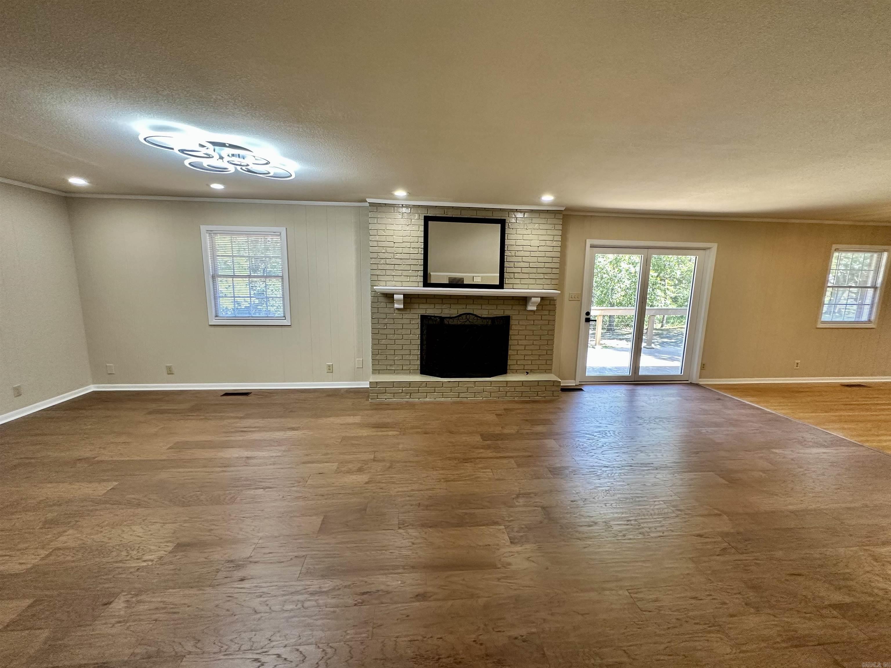 191 Taylor Place Property Photo 16