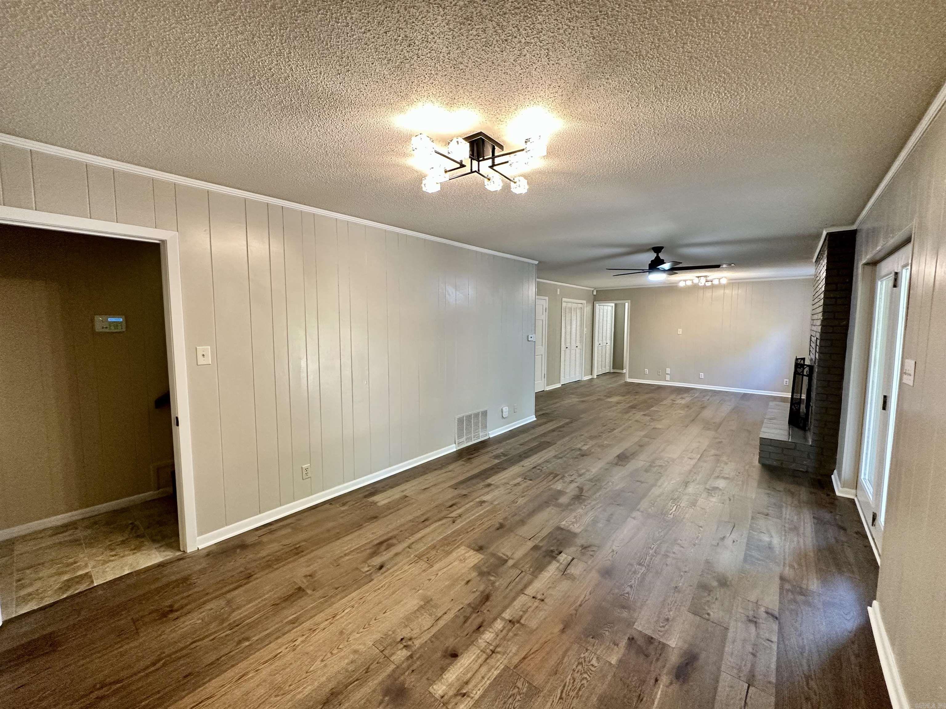 191 Taylor Place Property Photo 31