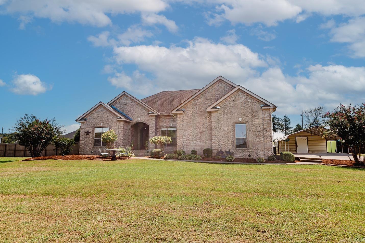 247 Highway 225 Property Photo 1