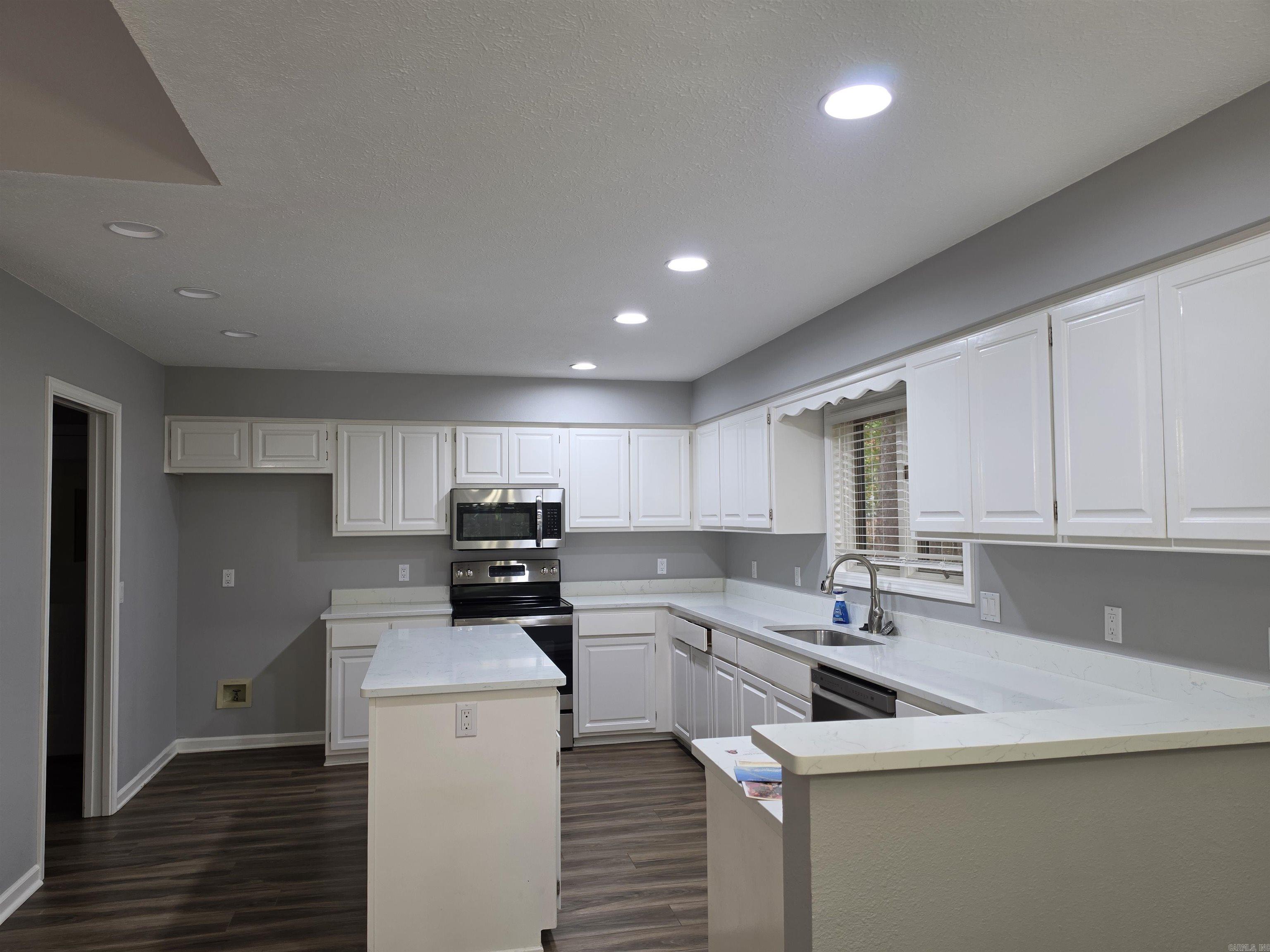 3 Resplandor Way Property Photo 5