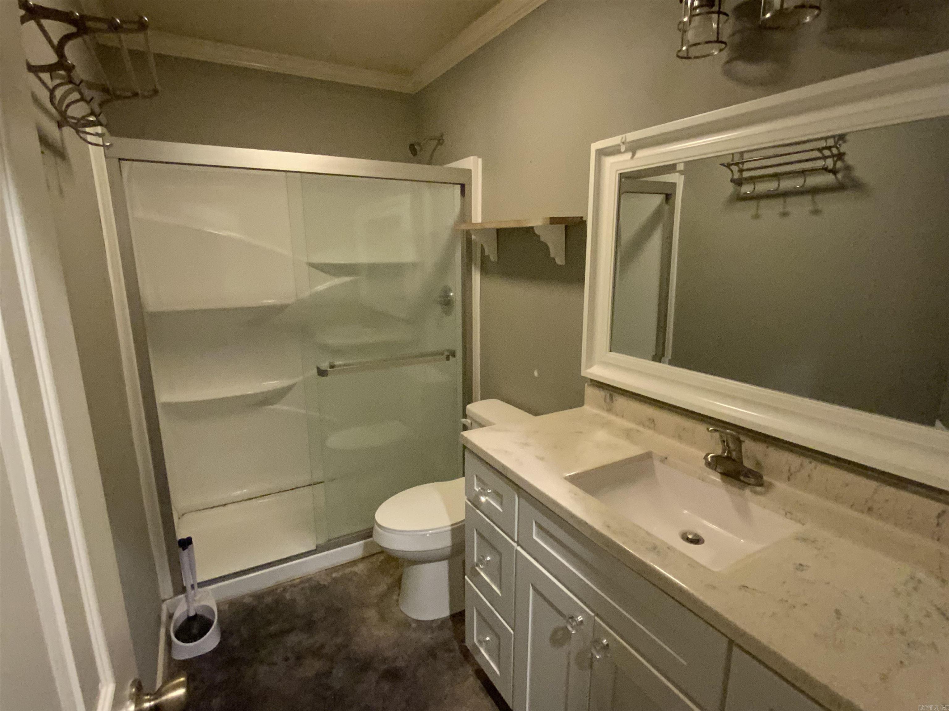 3006 Riverside Dr Property Photo 12