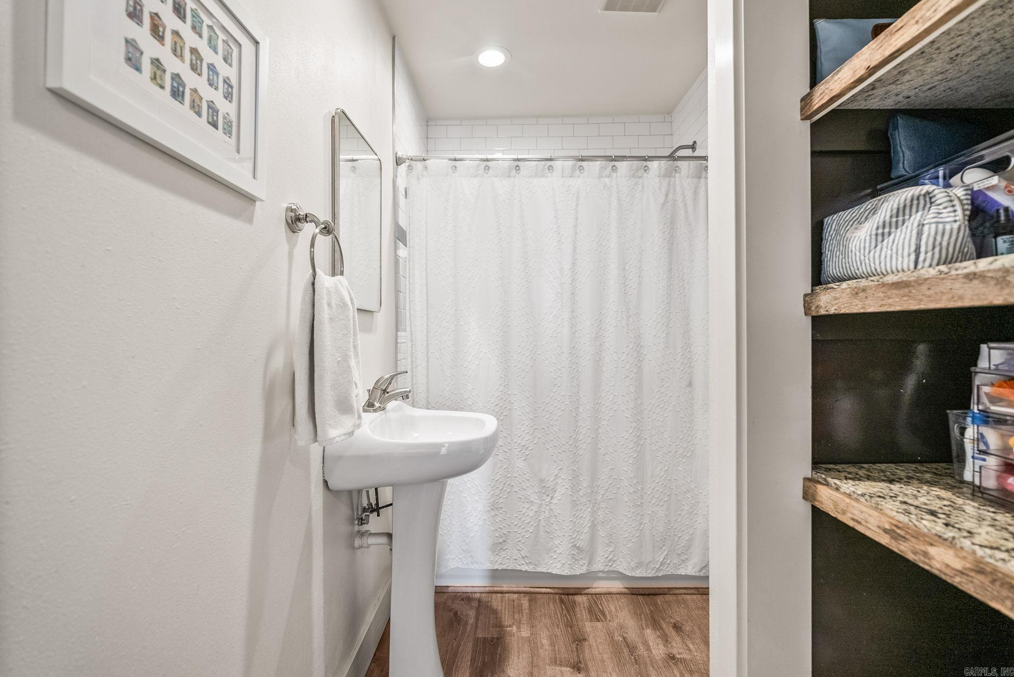 6721 Longwood Road Property Photo 20