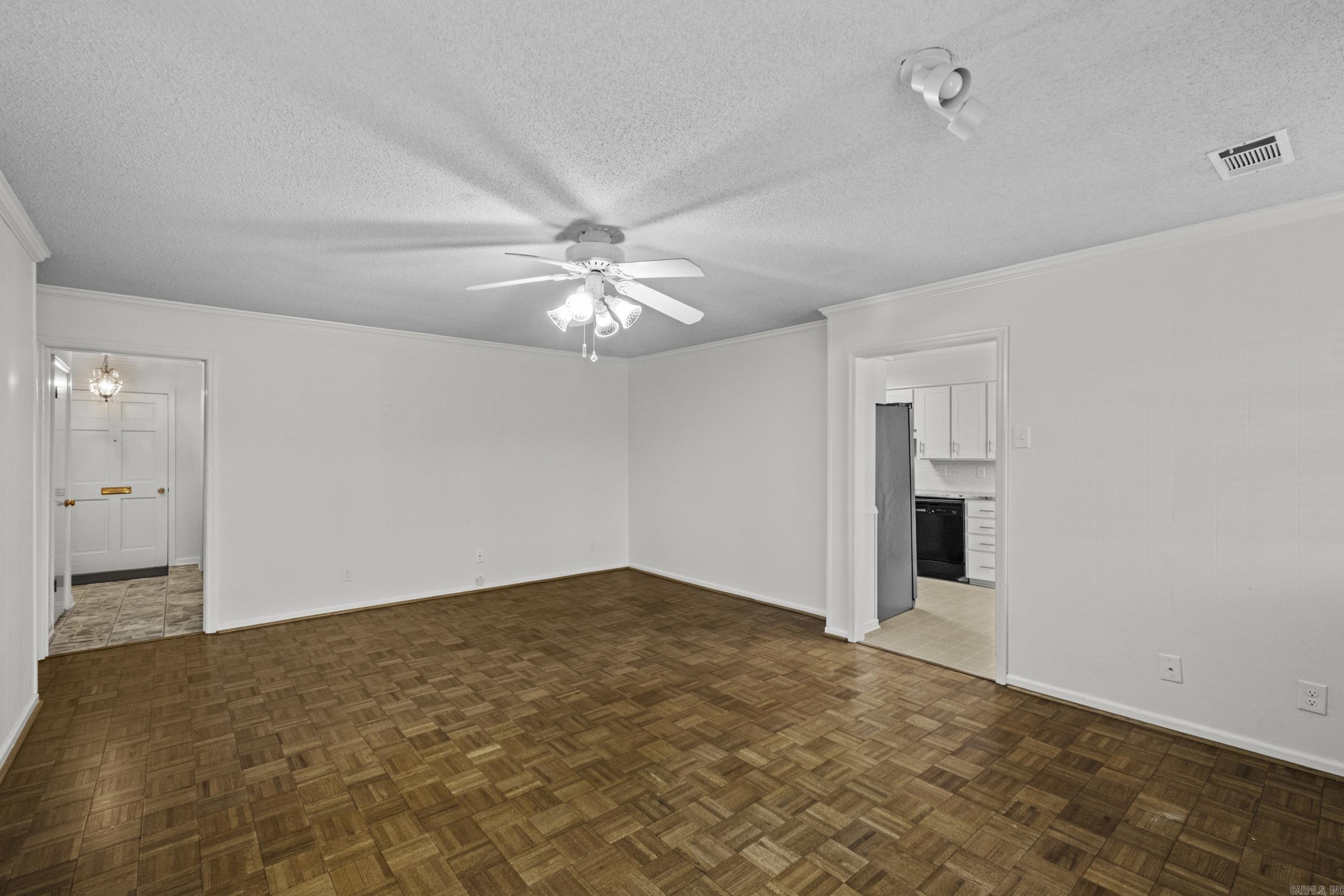 5301 Randolph Property Photo 6