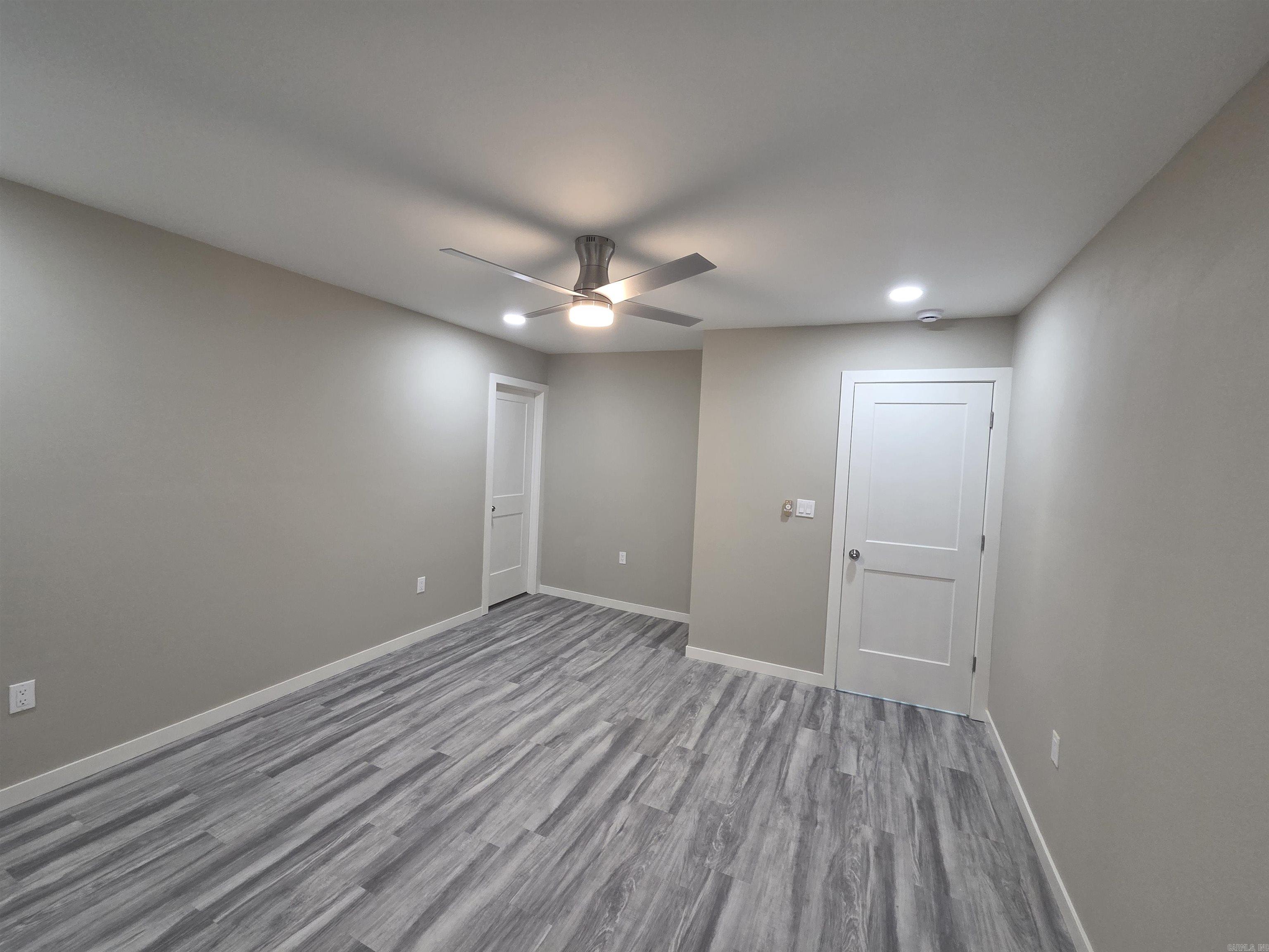 305 Thomas Circle Property Photo 30