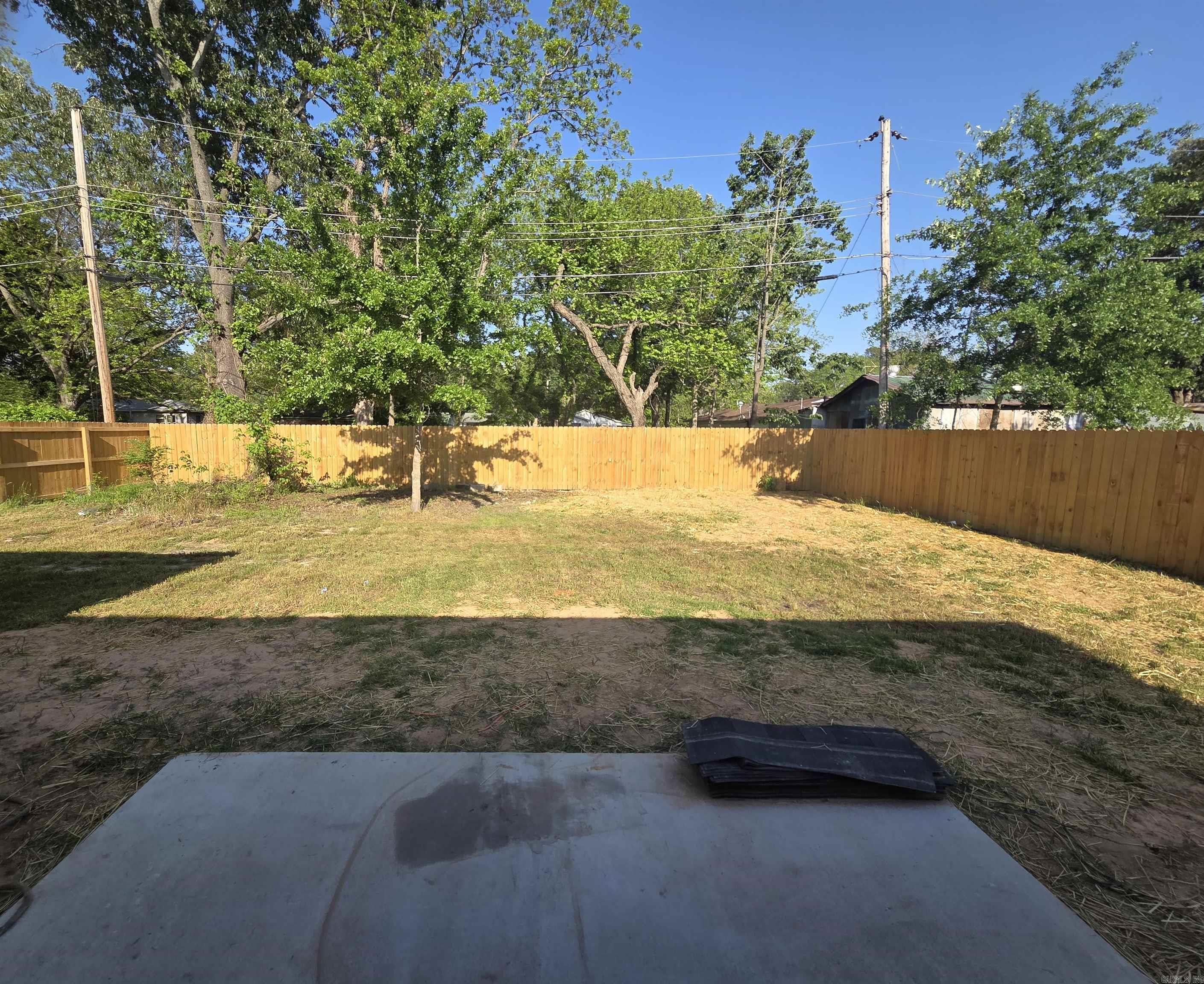 305 Thomas Circle Property Photo 38