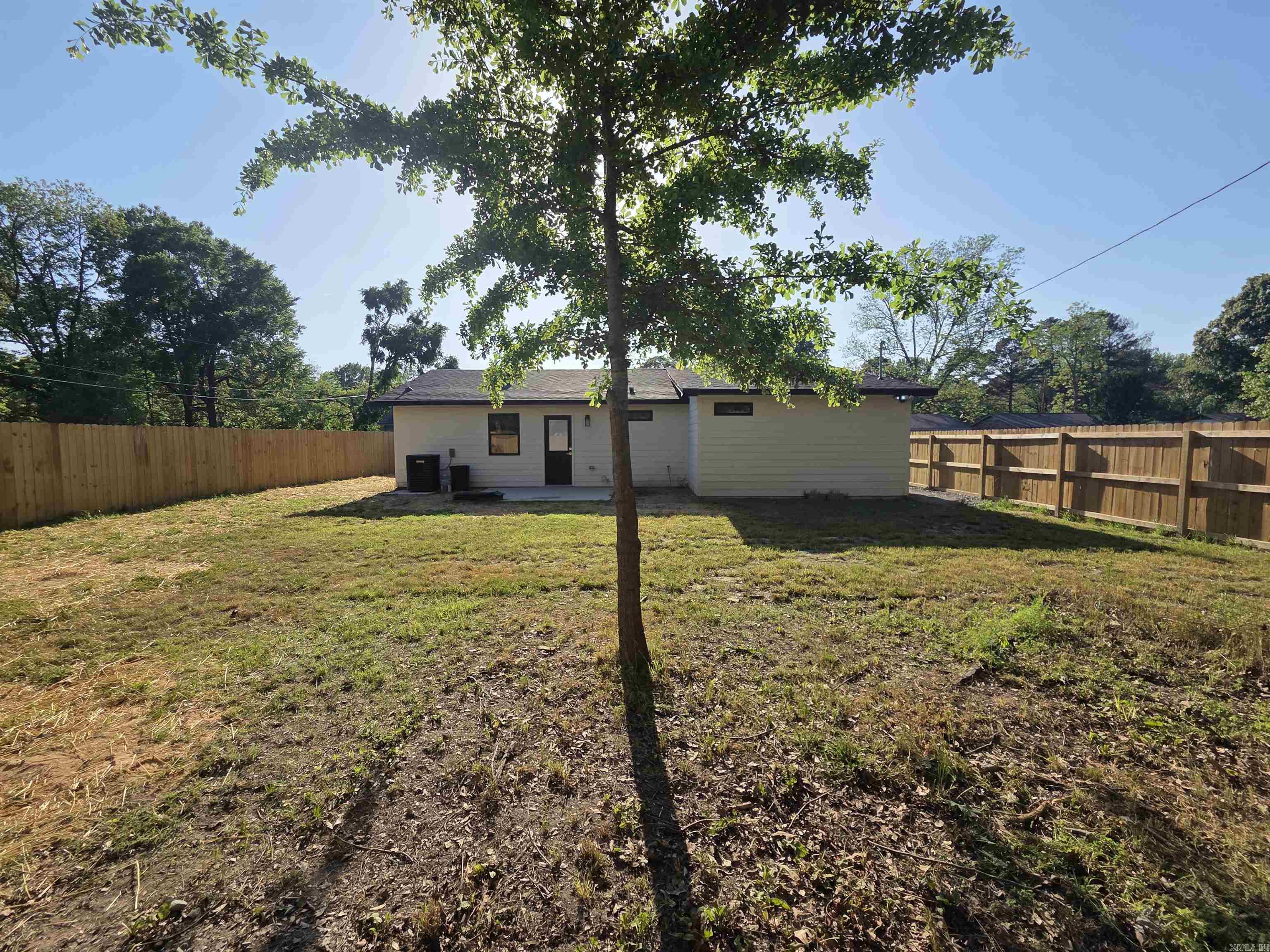 305 Thomas Circle Property Photo 39