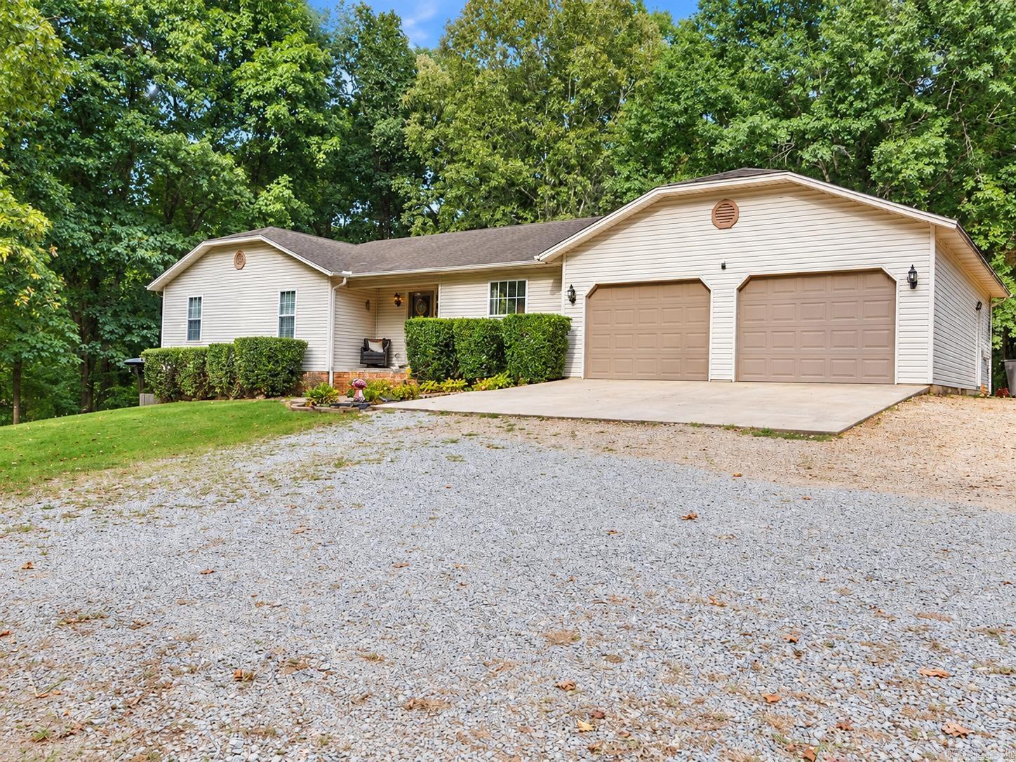 5703 Fairview Road Property Photo 1