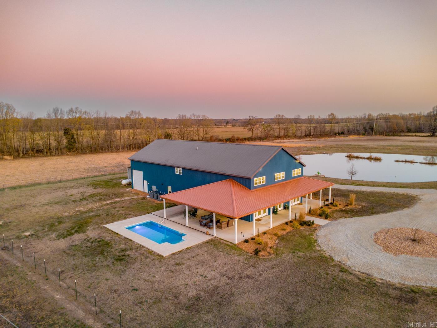 4687 Highway 141 Property Photo 2