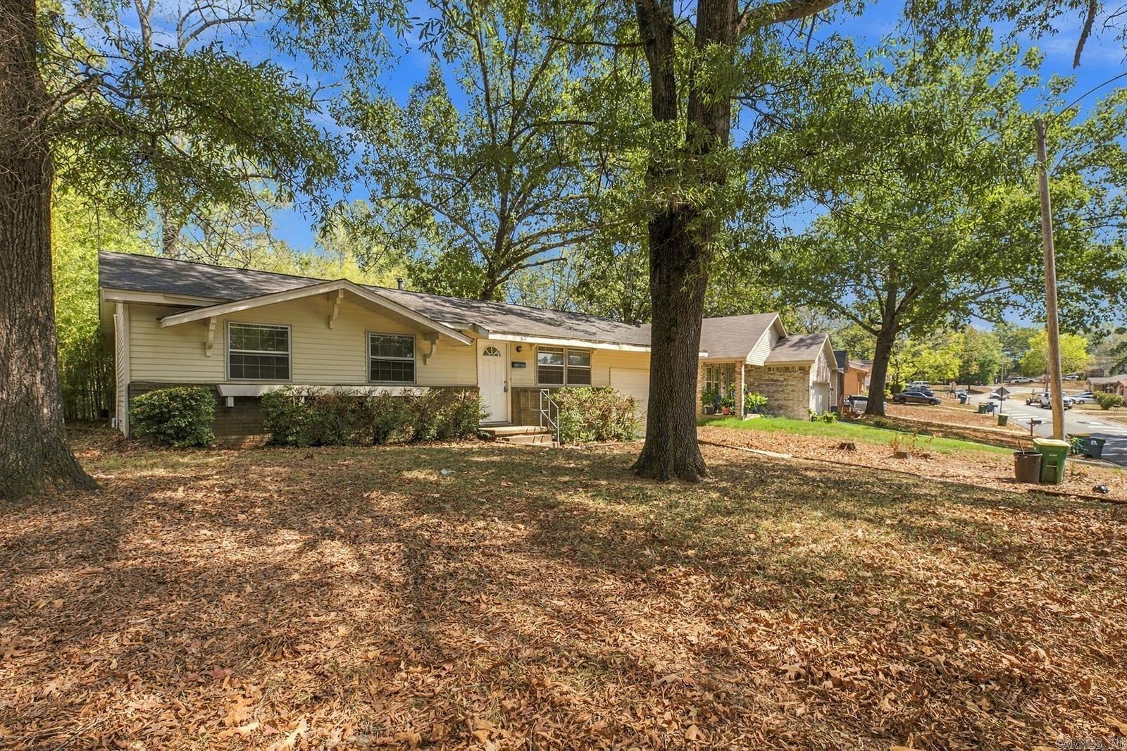 84 W Windsor Drive Property Photo 2