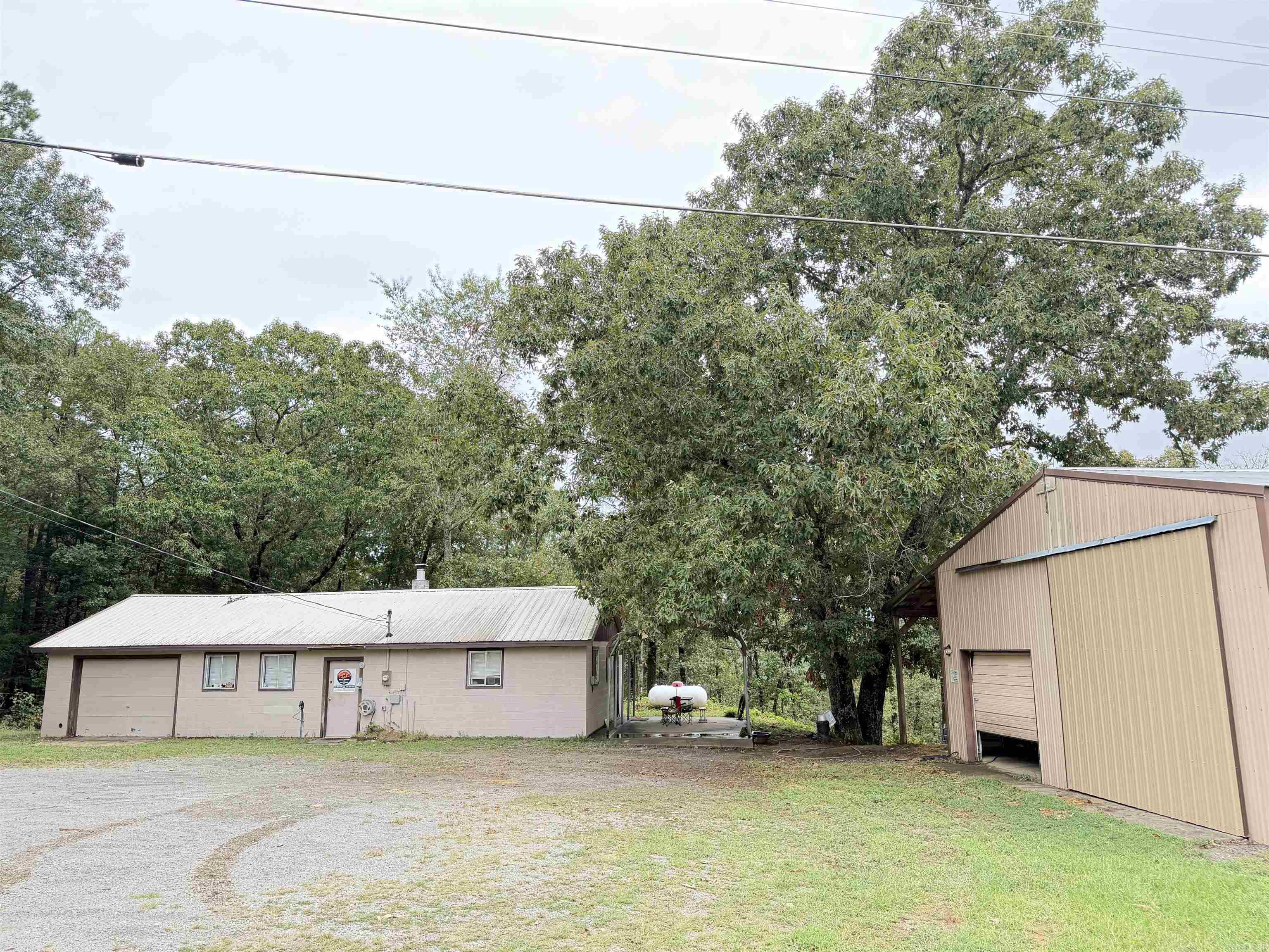 2195 Hwy 330 S Property Photo 1
