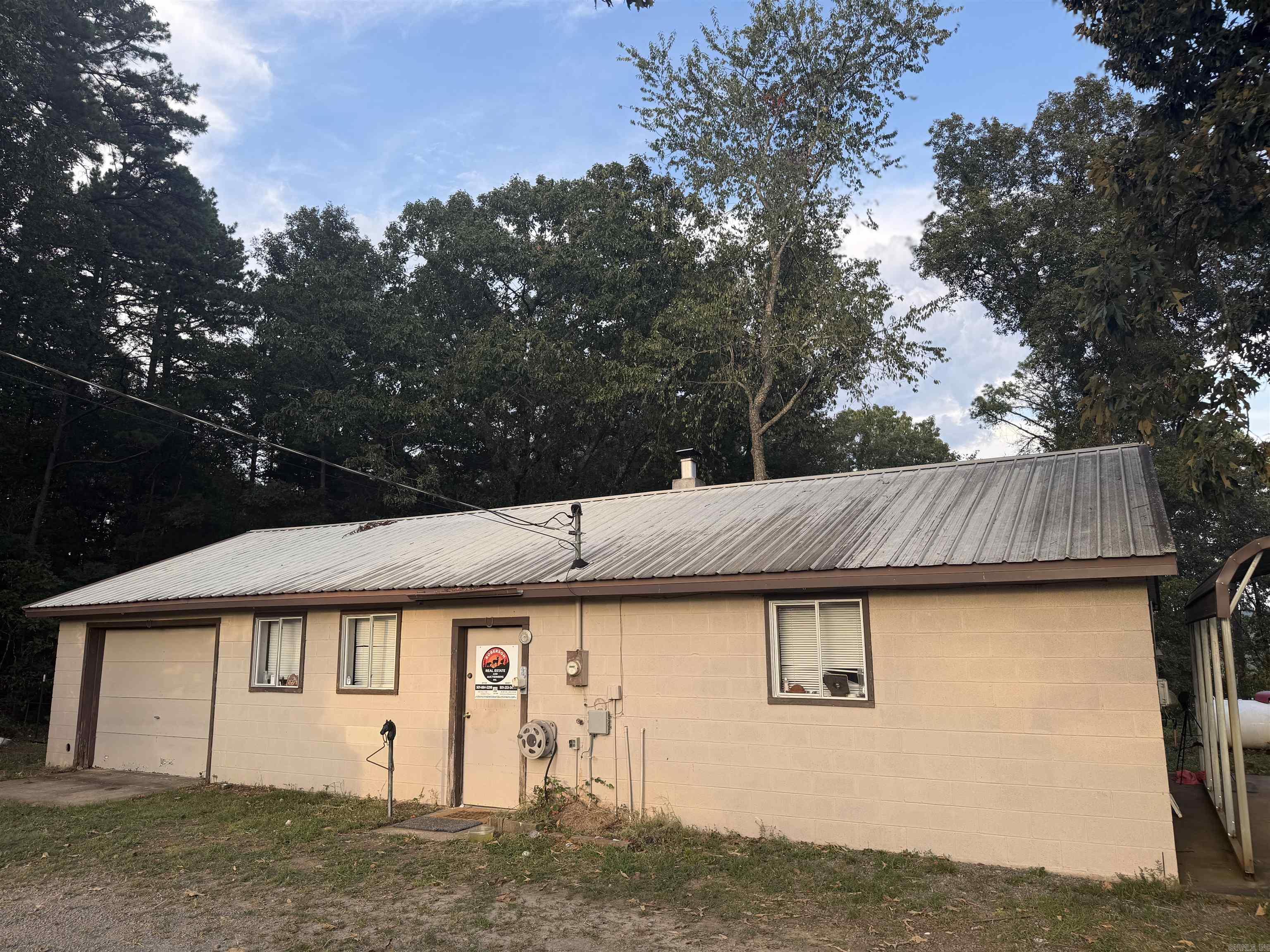 2195 Hwy 330 S Property Photo 3