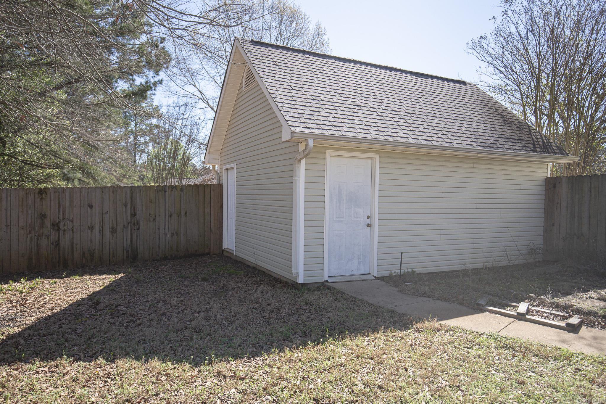 7 Christen Ln Property Photo 32